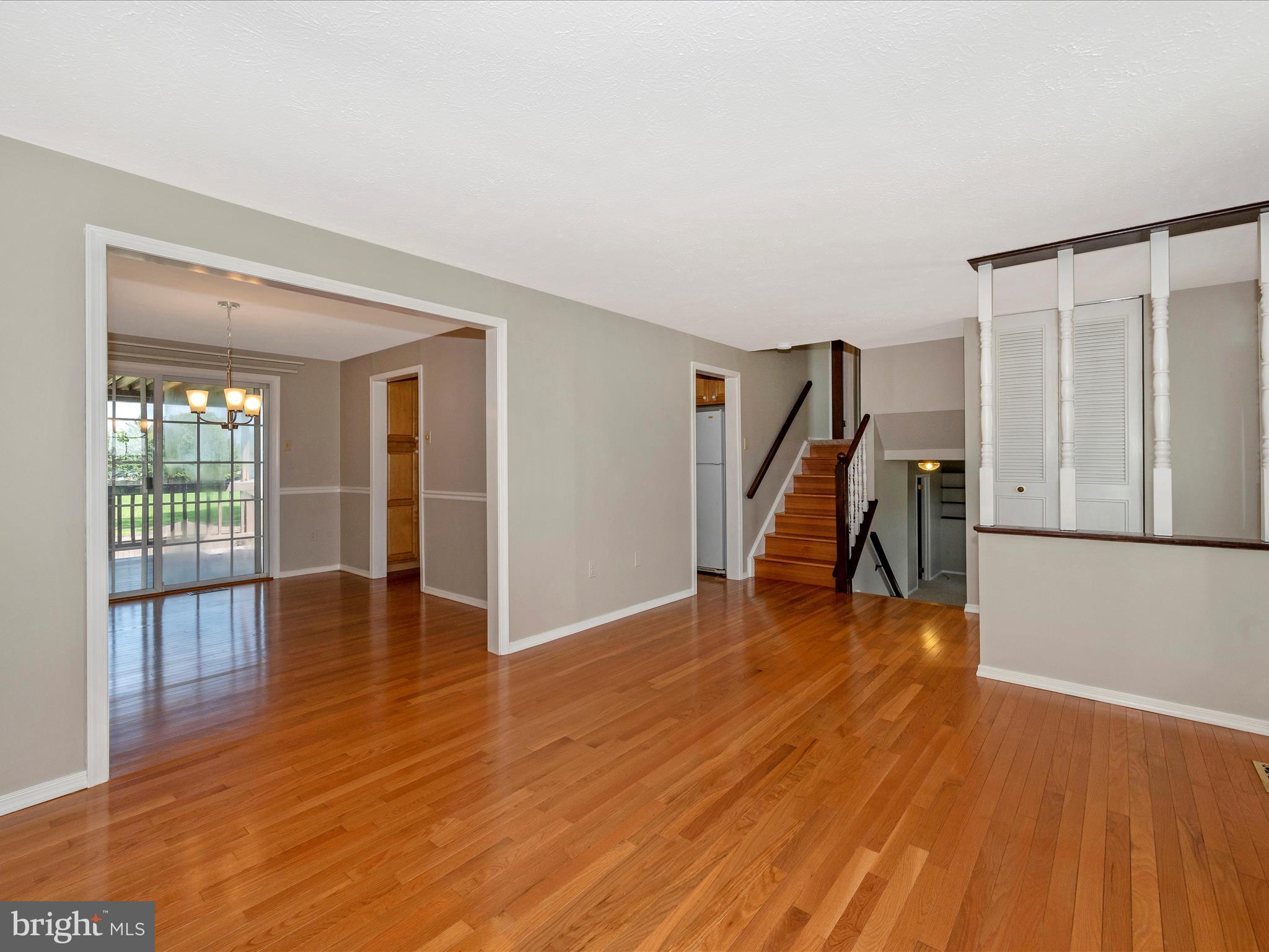 HILLCREST ORCHARDS - Residential