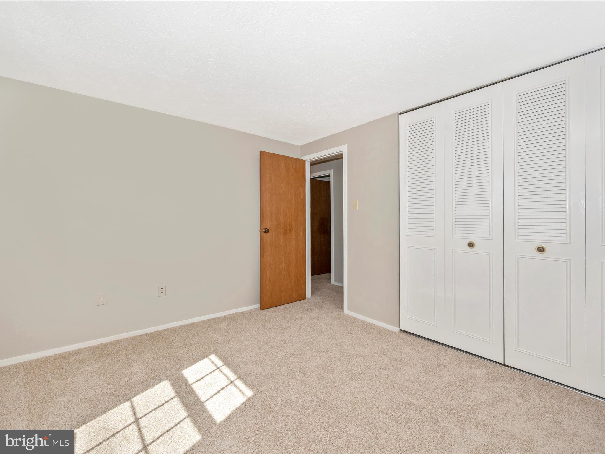 HILLCREST ORCHARDS - Residential