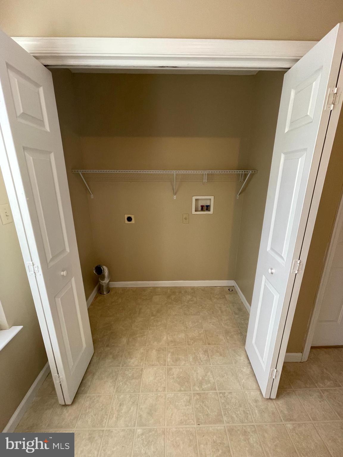 BACK CREEK - Residential Lease