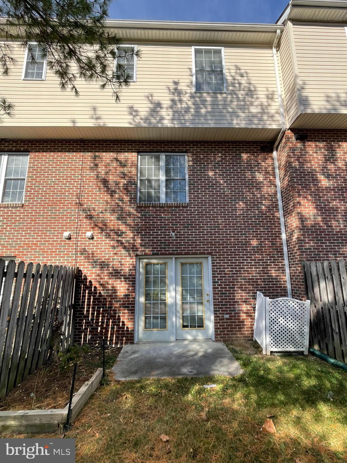 BACK CREEK - Residential Lease