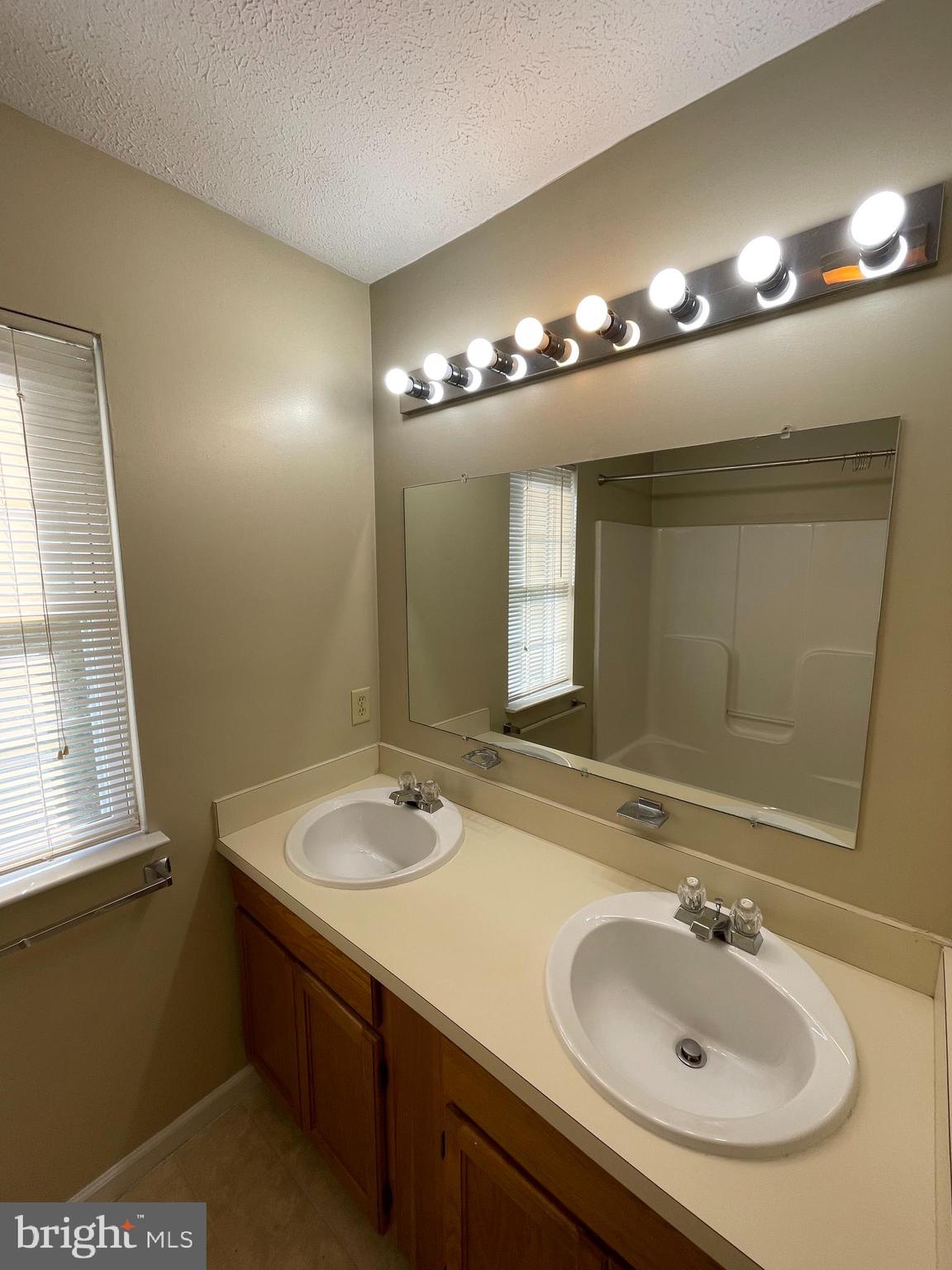 BACK CREEK - Residential Lease