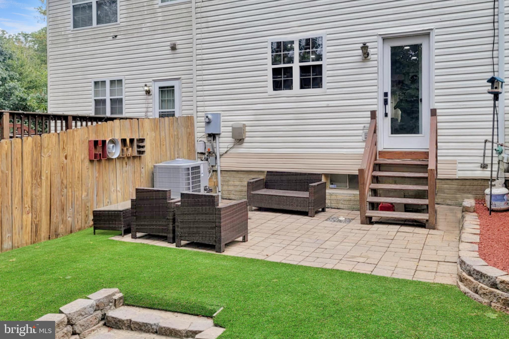 809 TWIN BROOK LANE