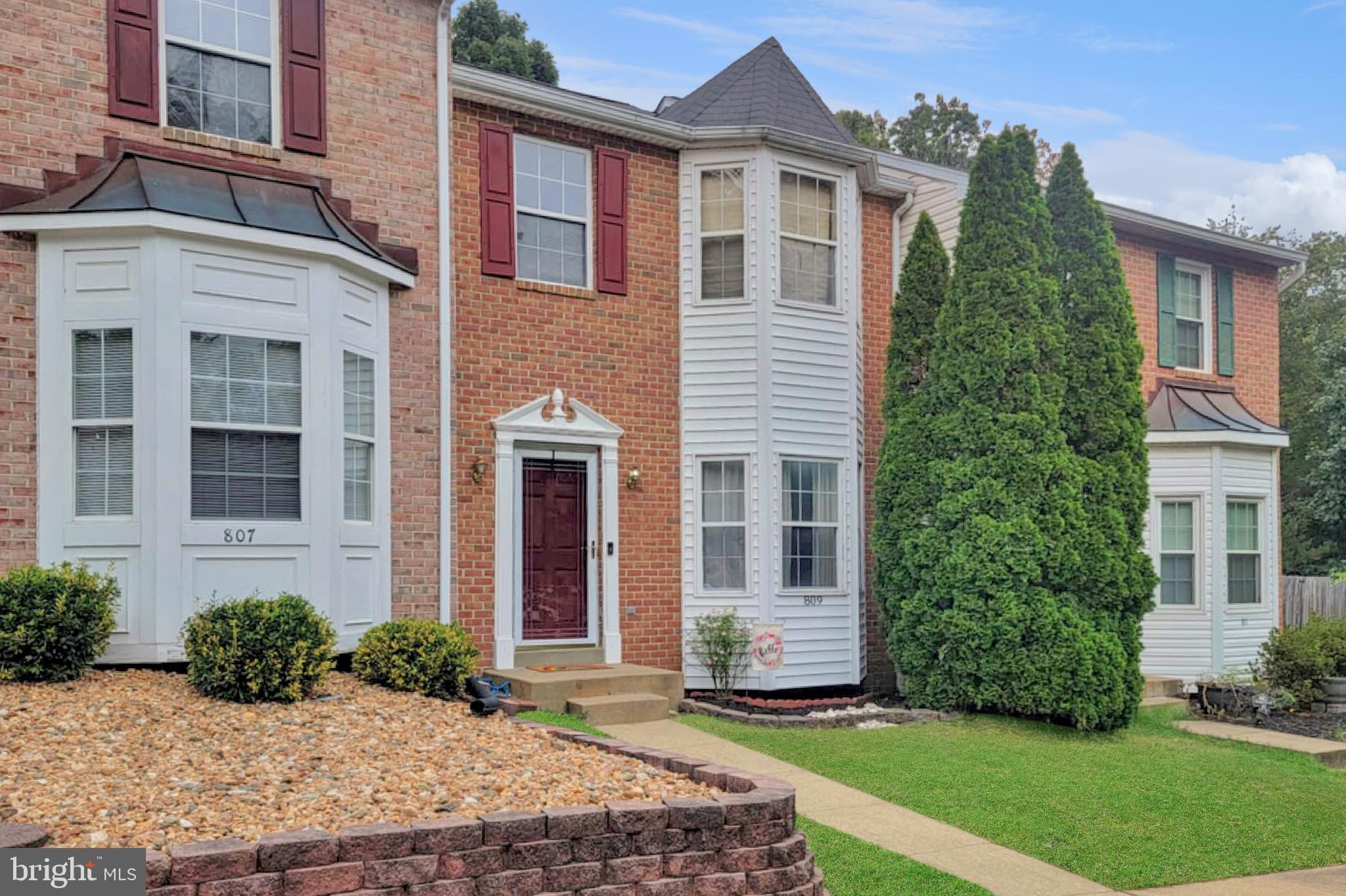 809 TWIN BROOK LANE