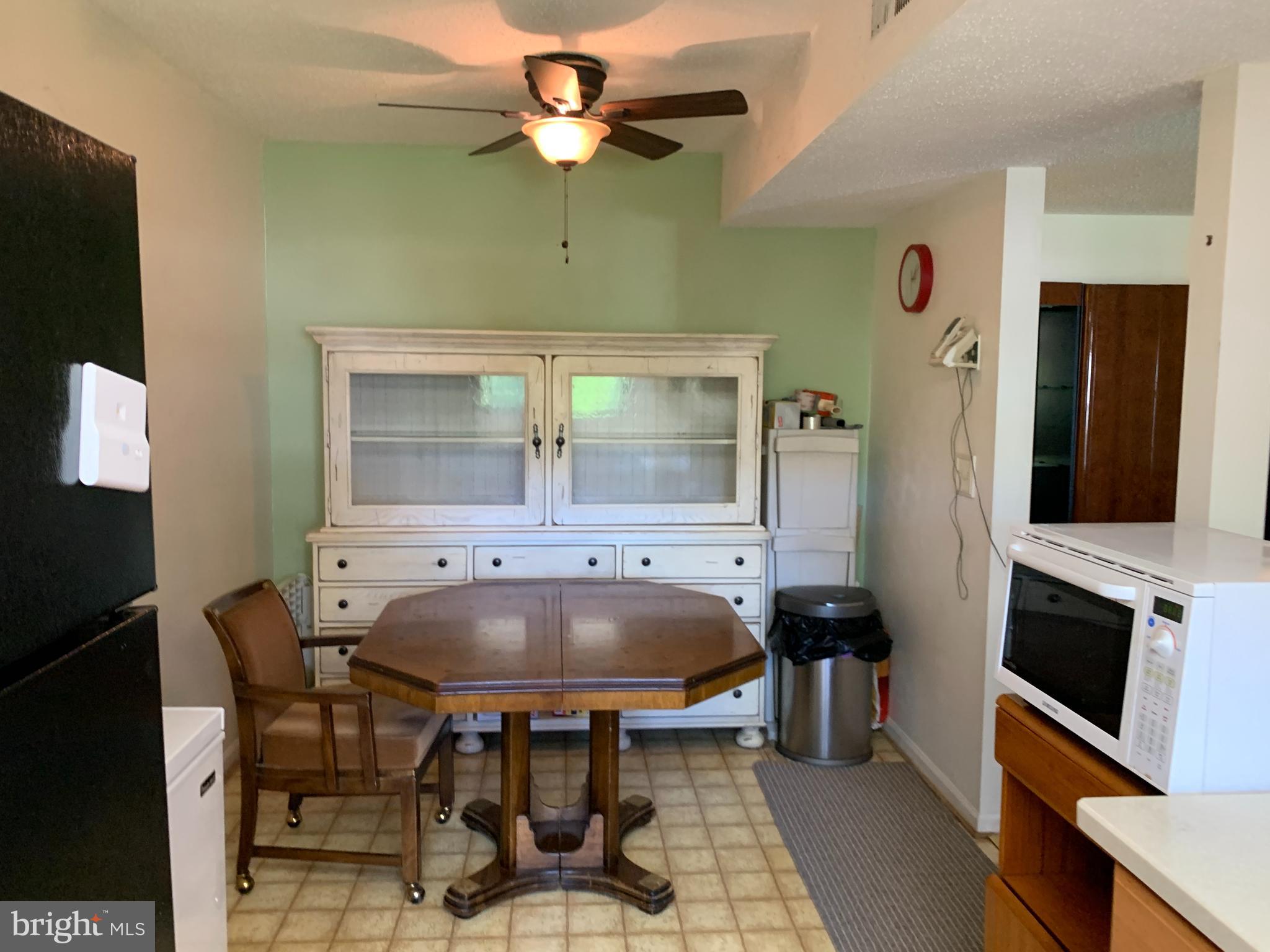 FOX CHAPEL AT TUDOR KNOLLS - Residential Lease