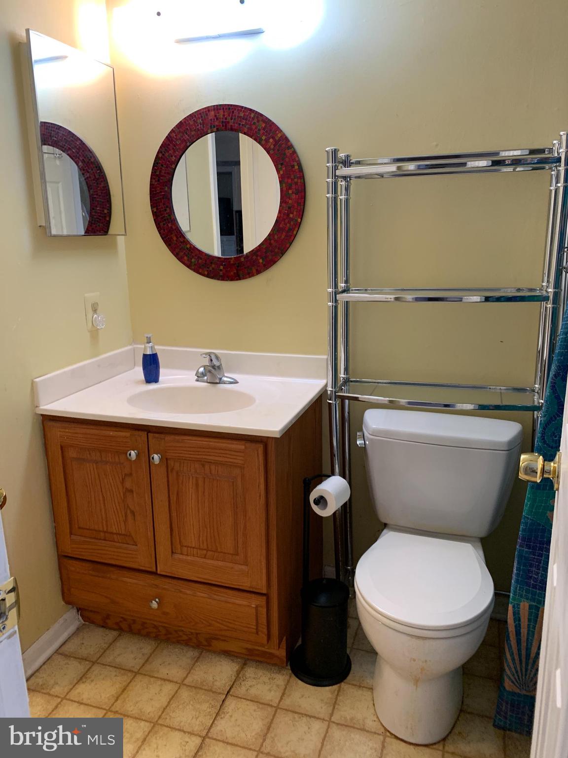 FOX CHAPEL AT TUDOR KNOLLS - Residential Lease