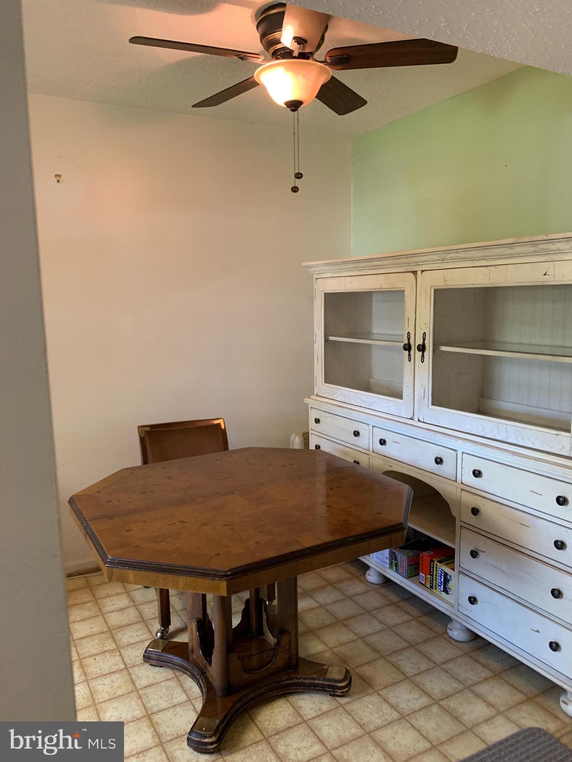 FOX CHAPEL AT TUDOR KNOLLS - Residential Lease