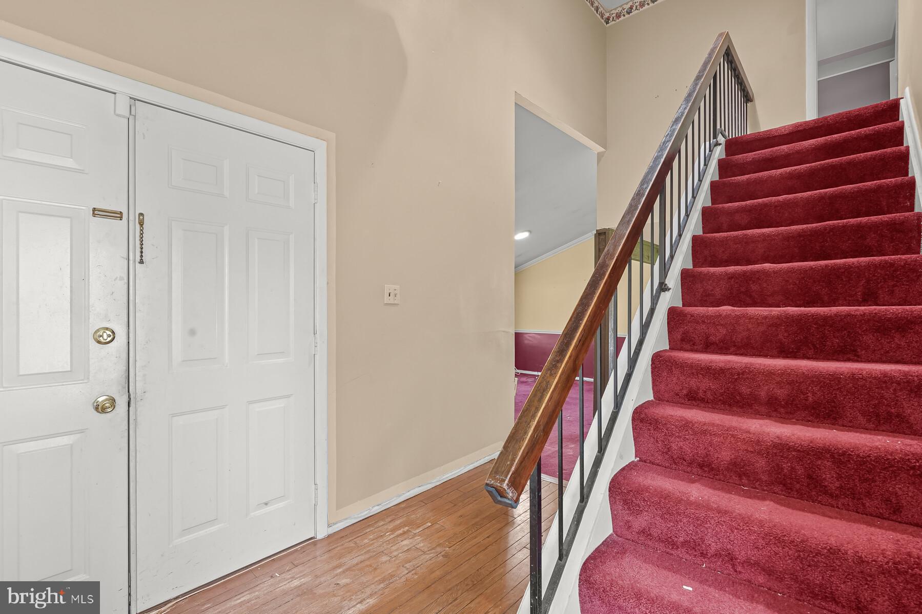 RAMBLING HILLS - Residential