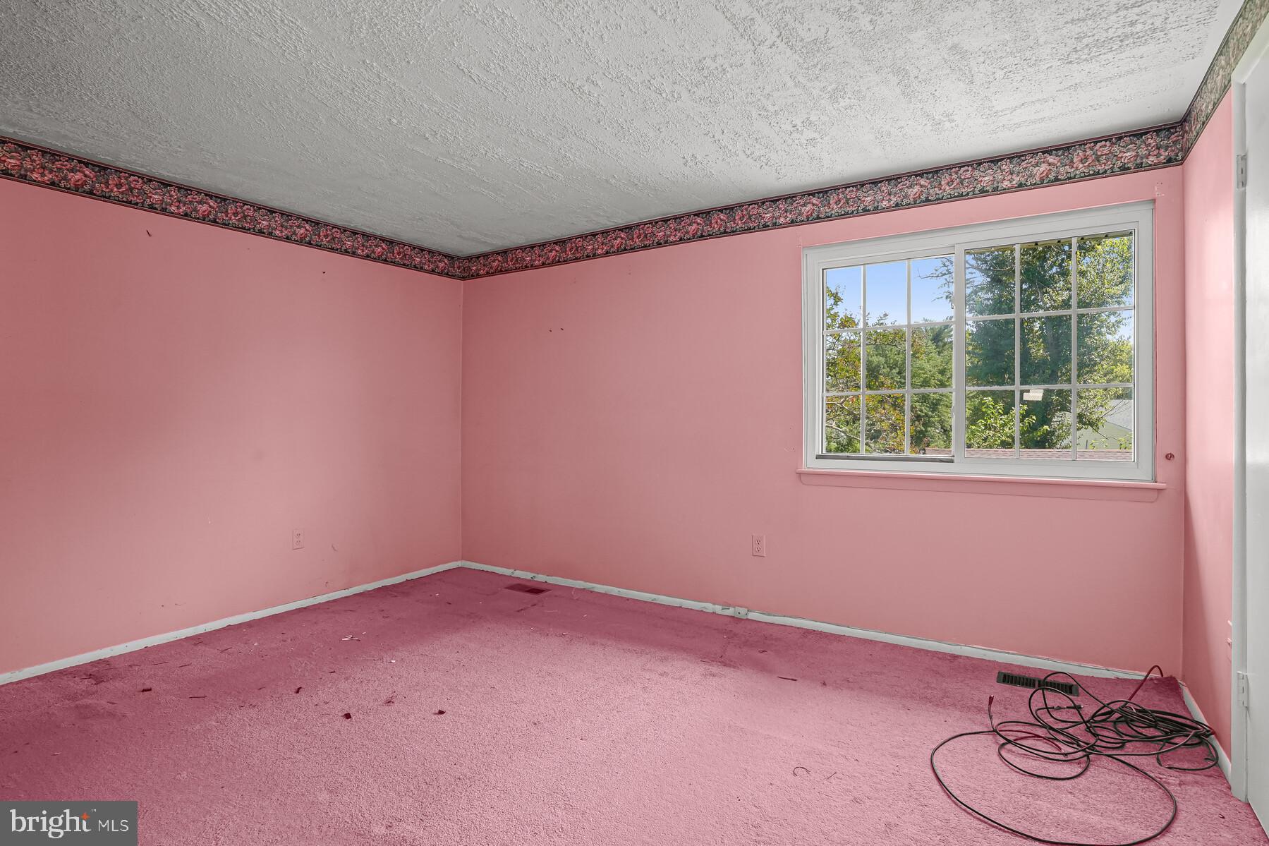 RAMBLING HILLS - Residential