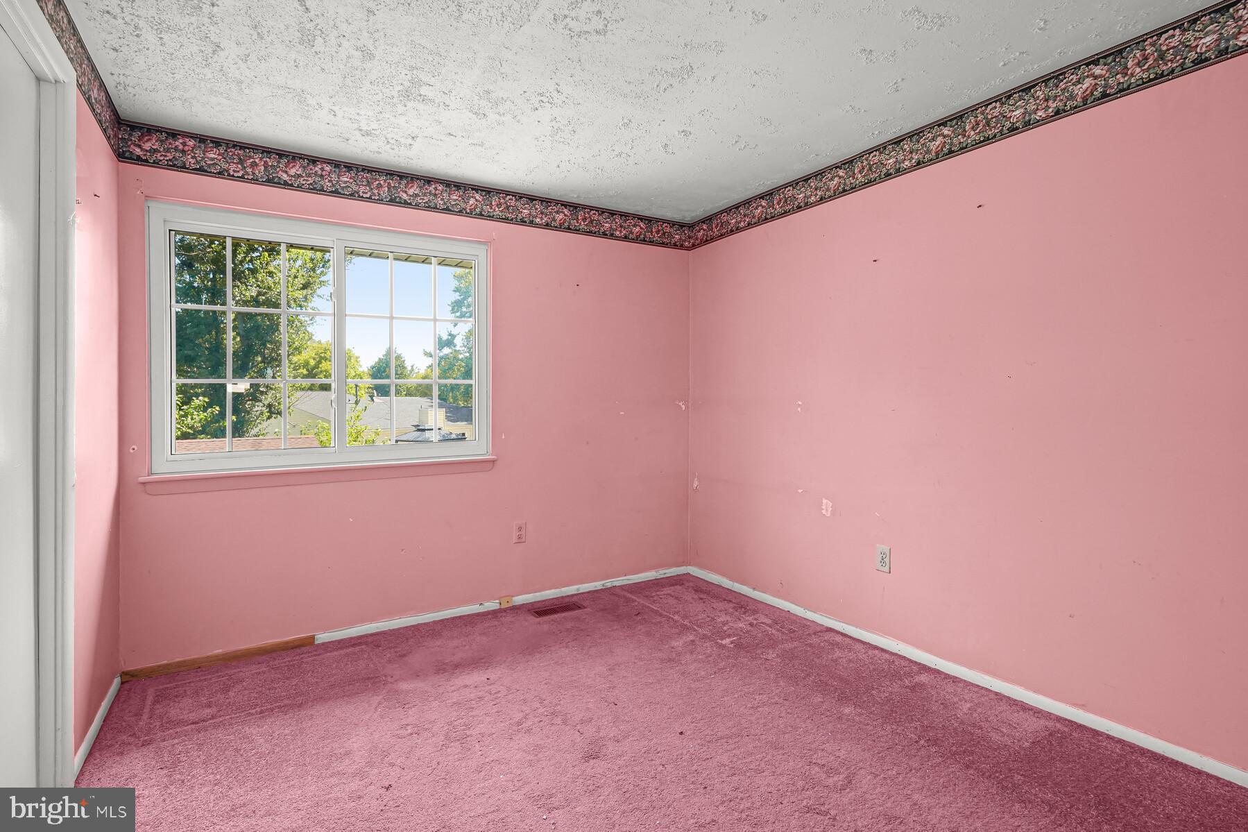 RAMBLING HILLS - Residential