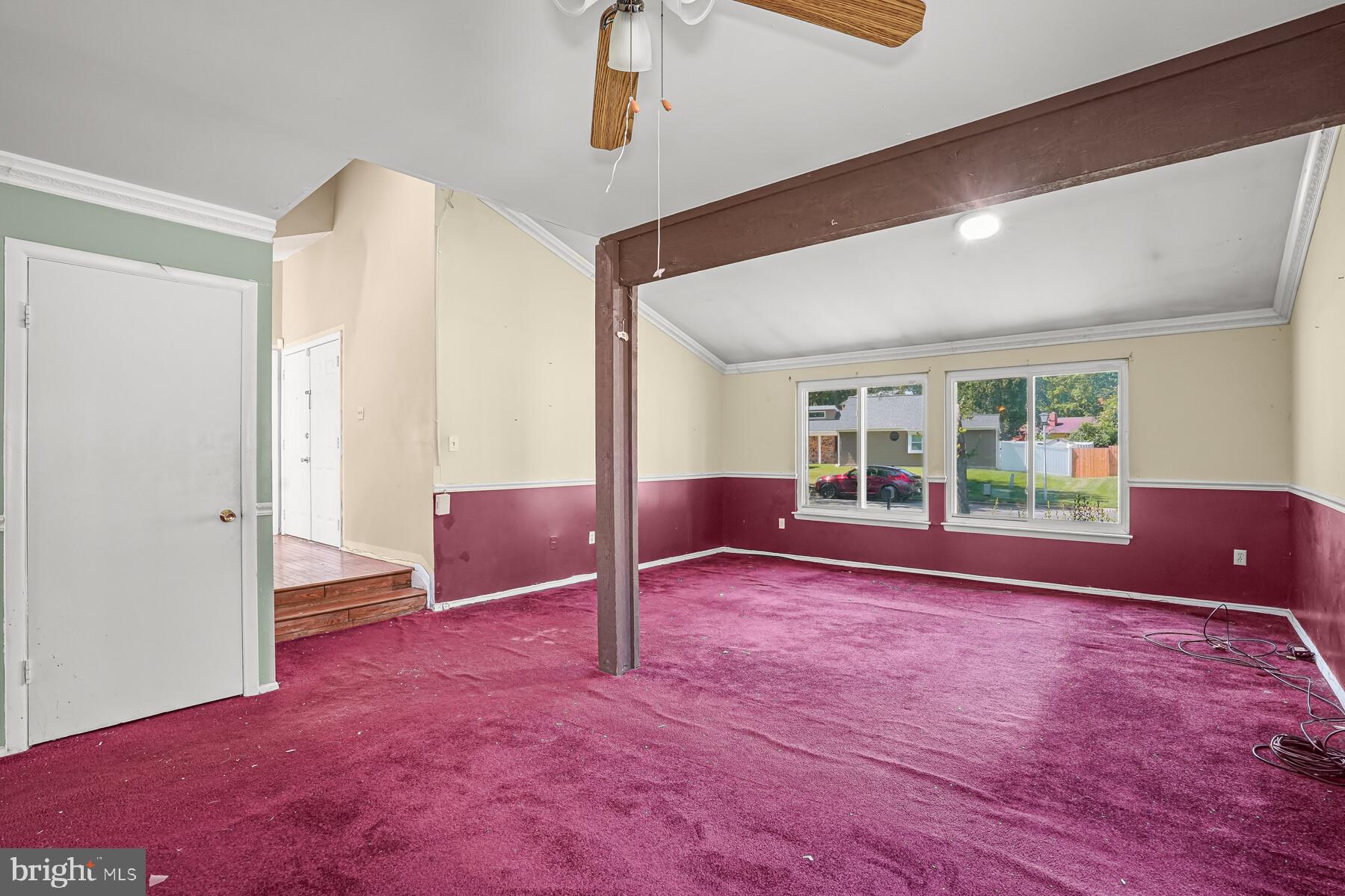 RAMBLING HILLS - Residential