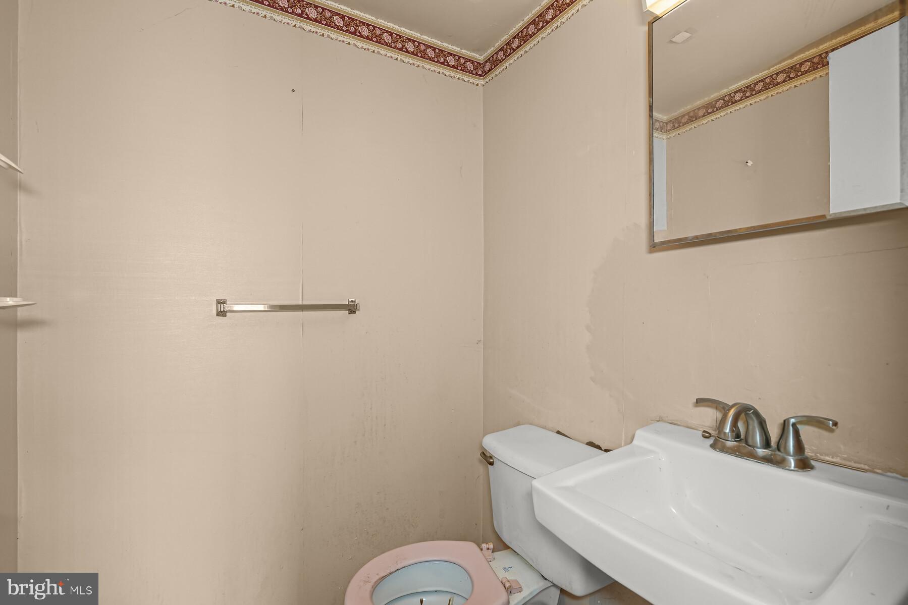 RAMBLING HILLS - Residential