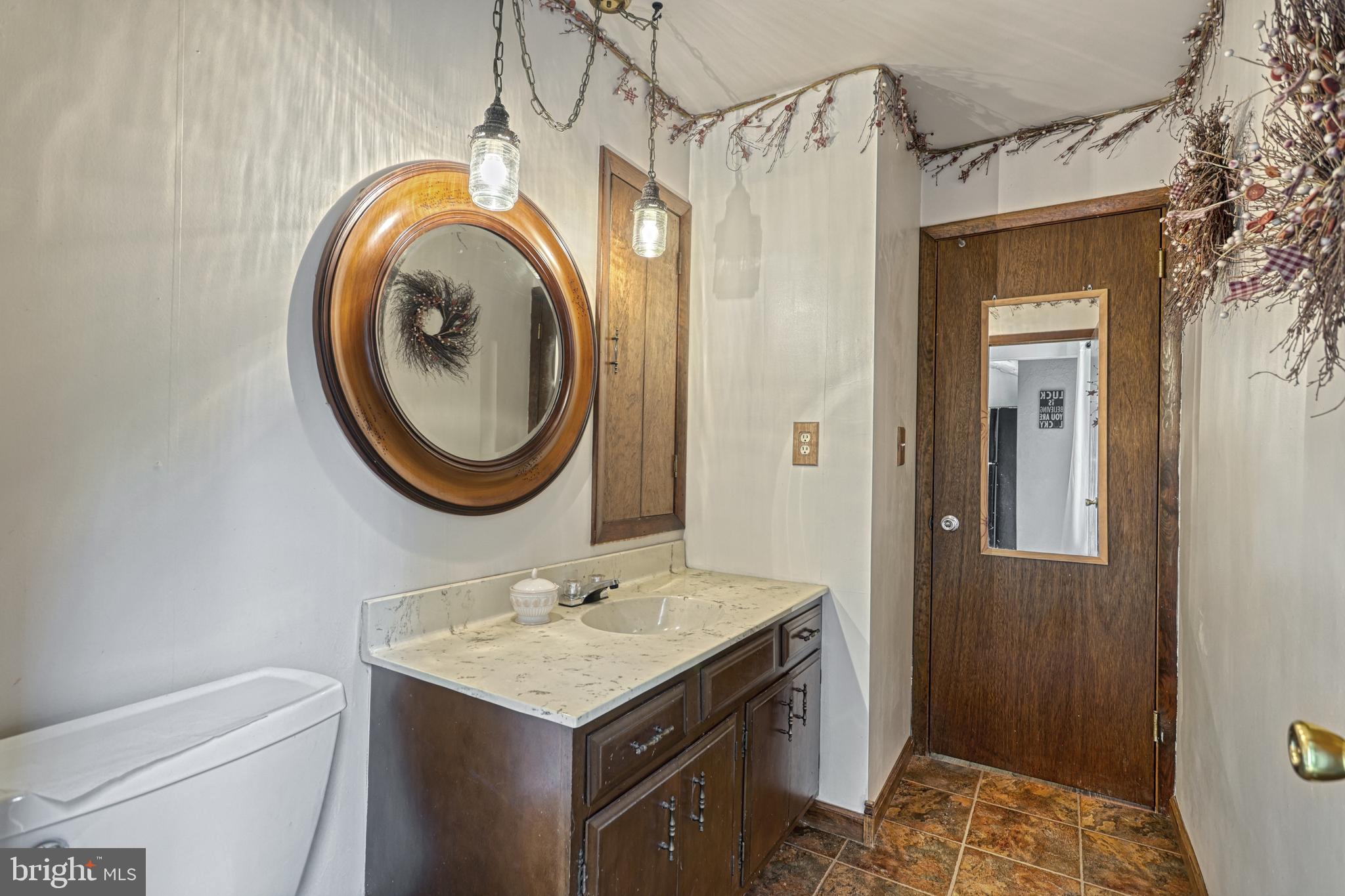 PIGEON HILLS - Residential