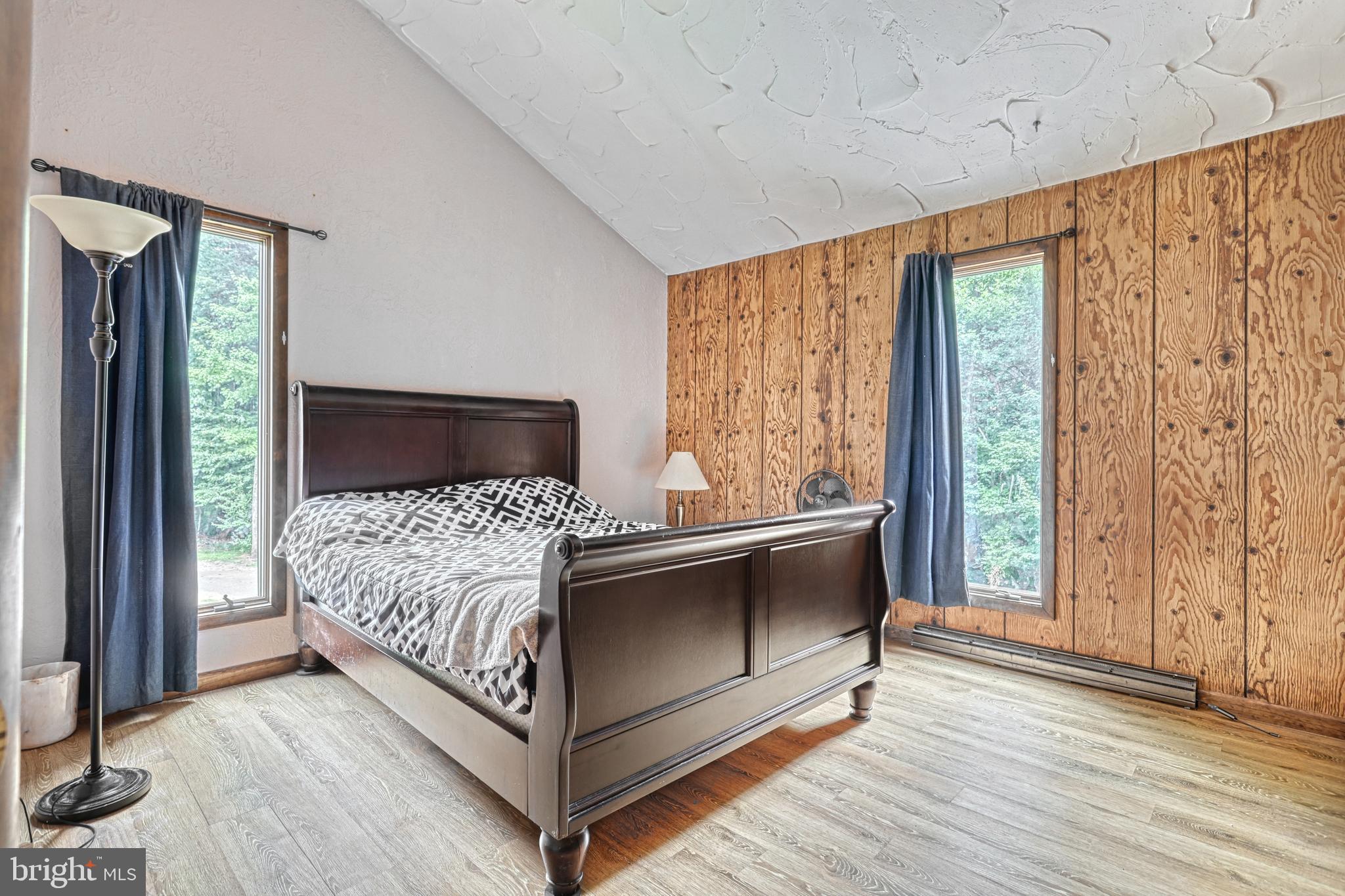 PIGEON HILLS - Residential