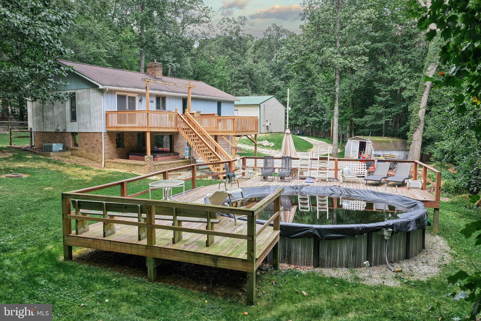 PIGEON HILLS - Residential