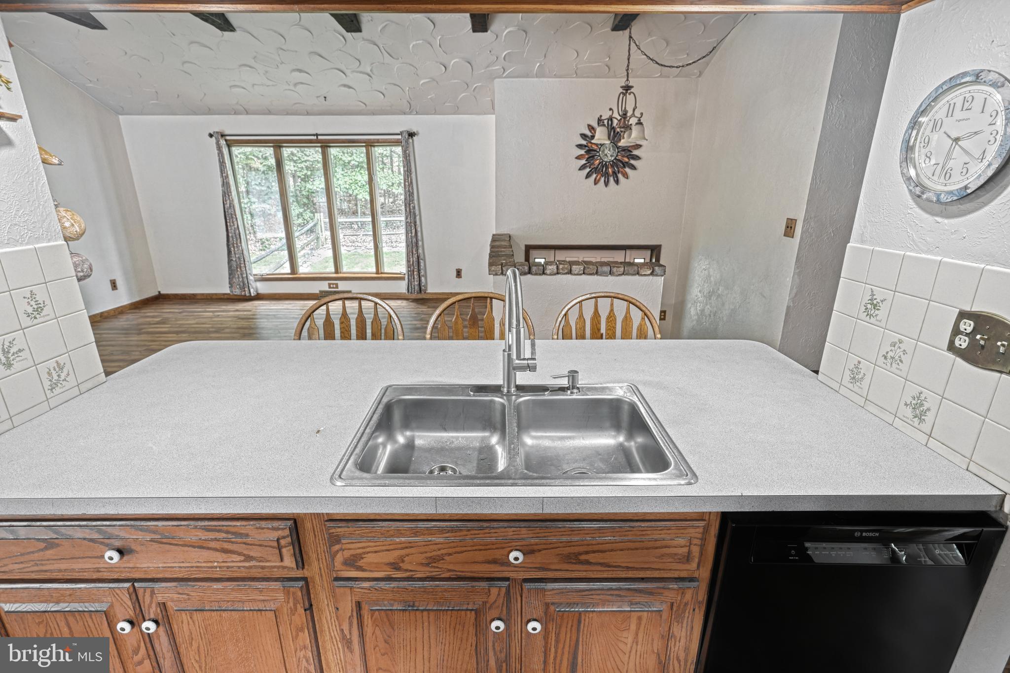 PIGEON HILLS - Residential