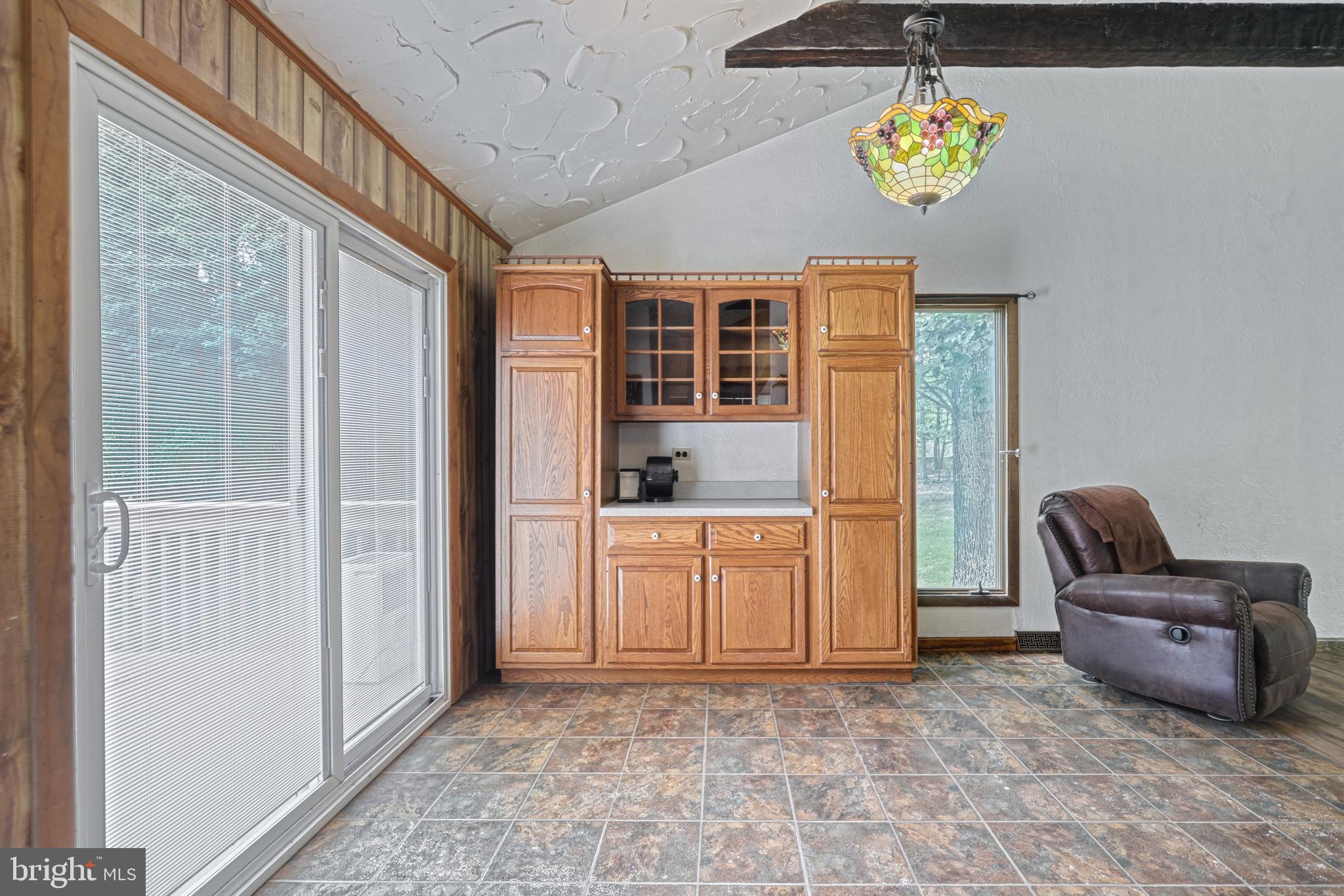 PIGEON HILLS - Residential