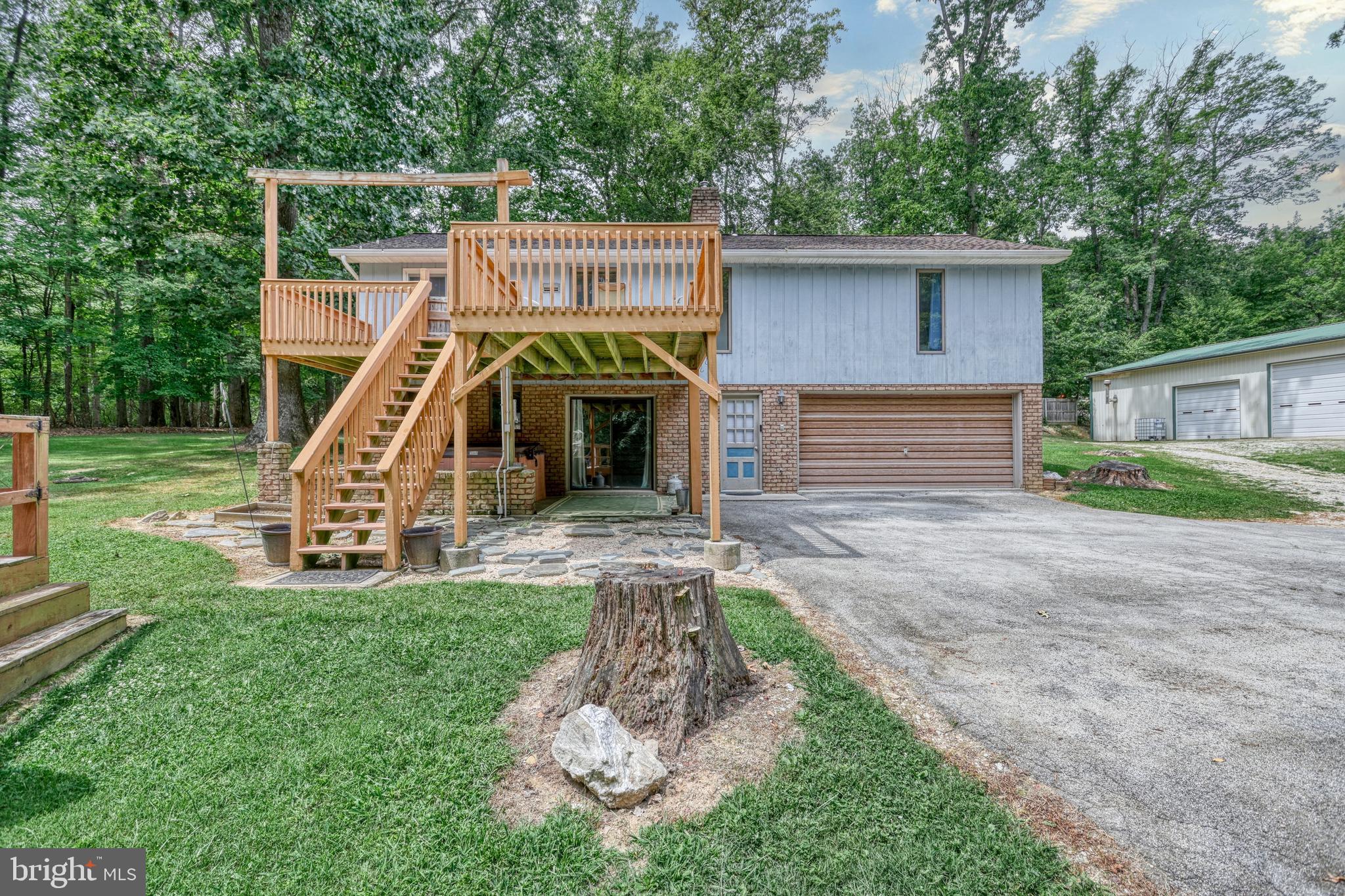 PIGEON HILLS - Residential