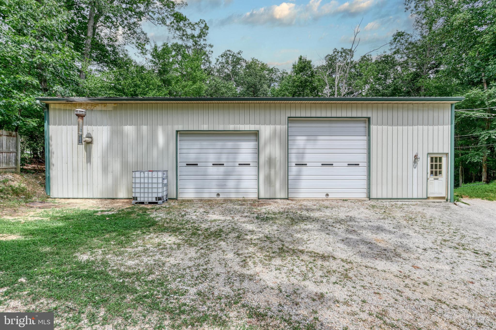 PIGEON HILLS - Residential