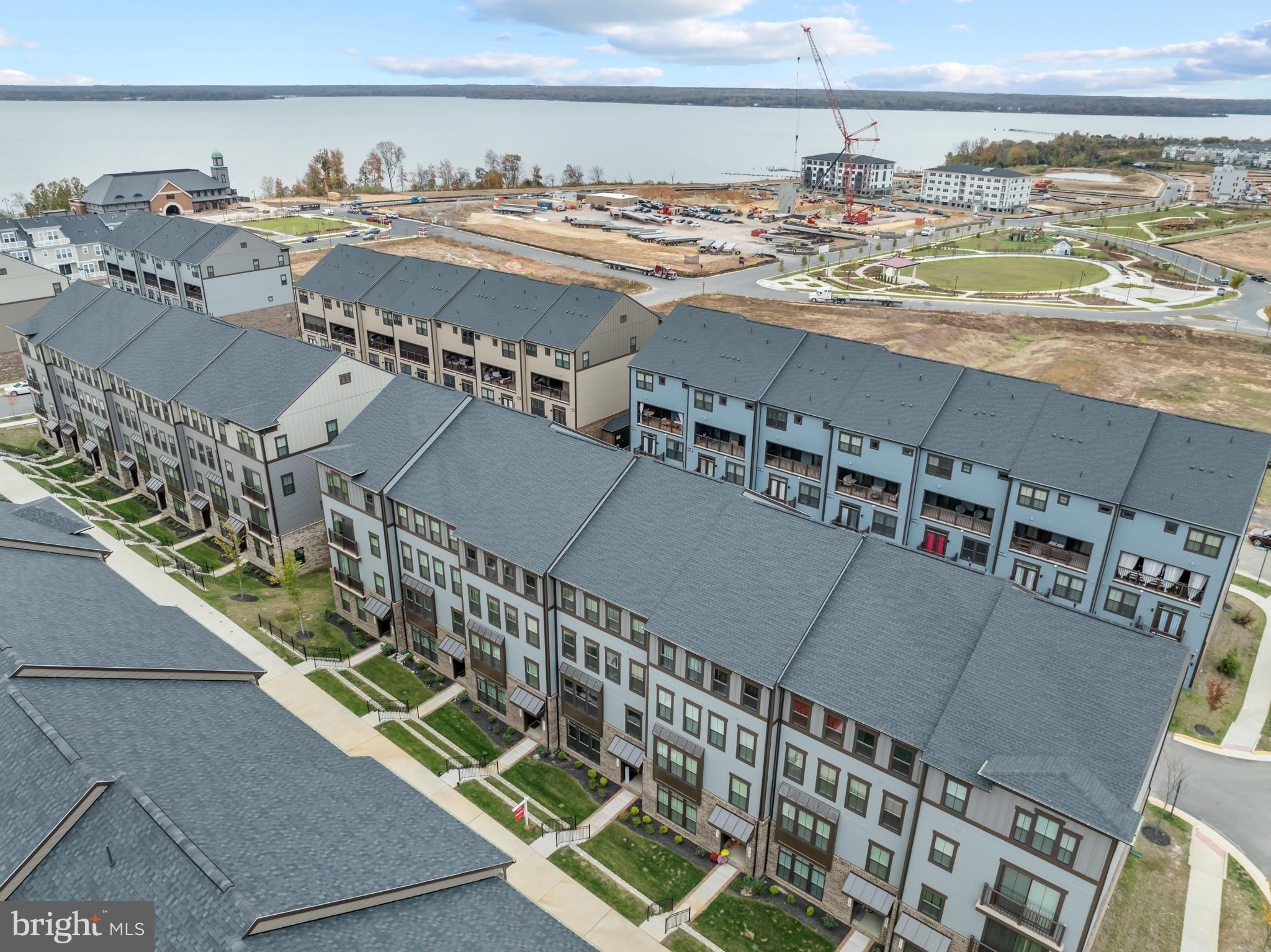 POTOMAC SHORES - Residential