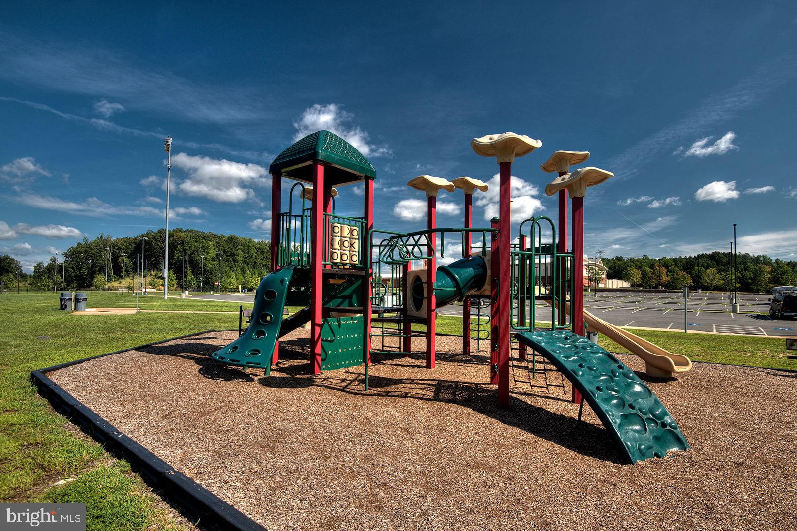 POTOMAC SHORES - Residential