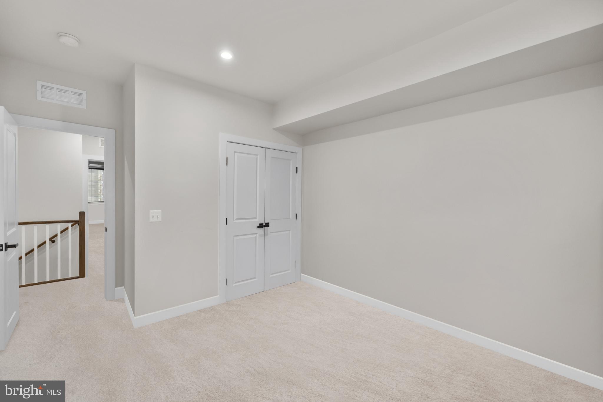 POTOMAC SHORES - Residential