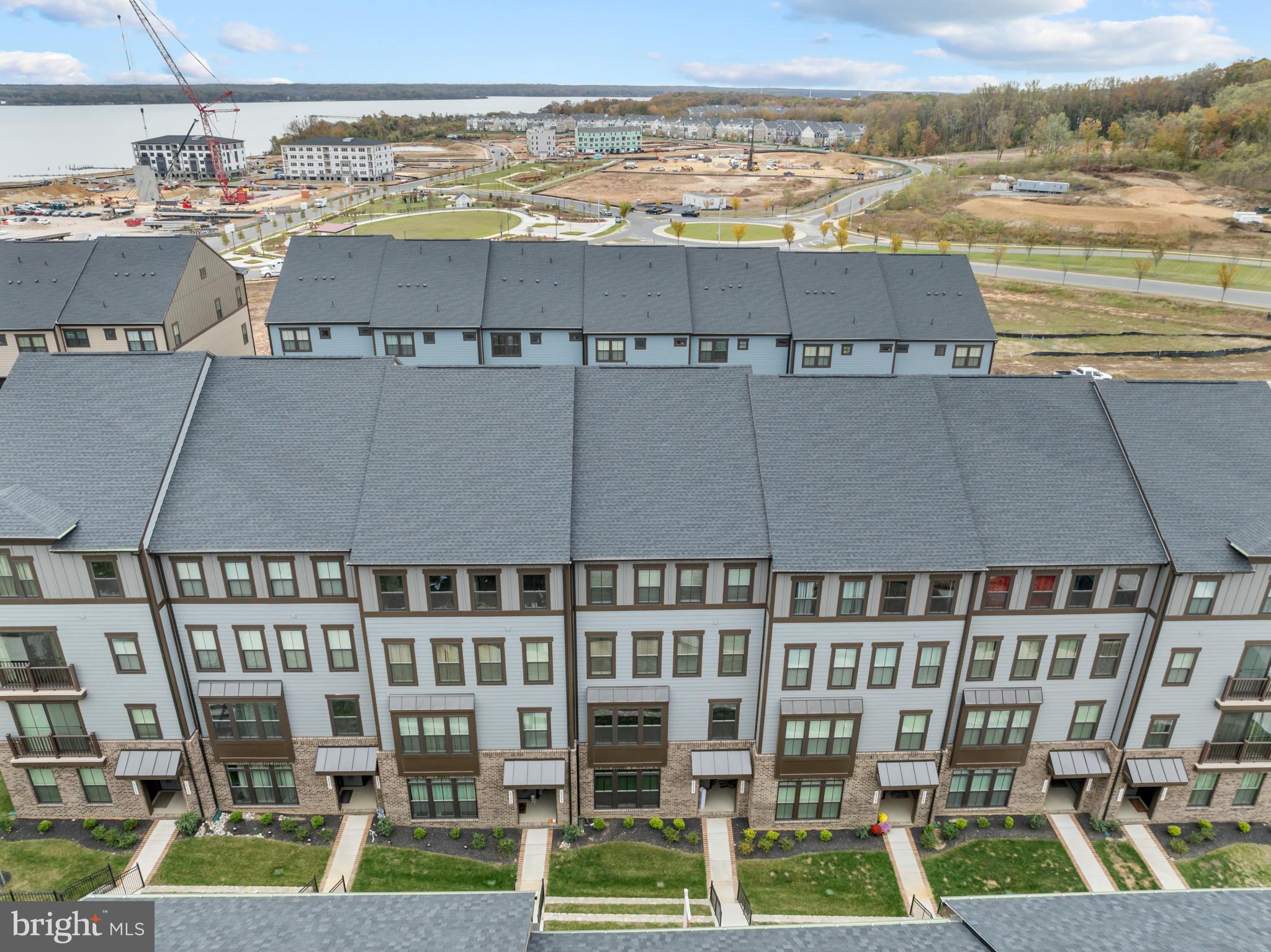 POTOMAC SHORES - Residential