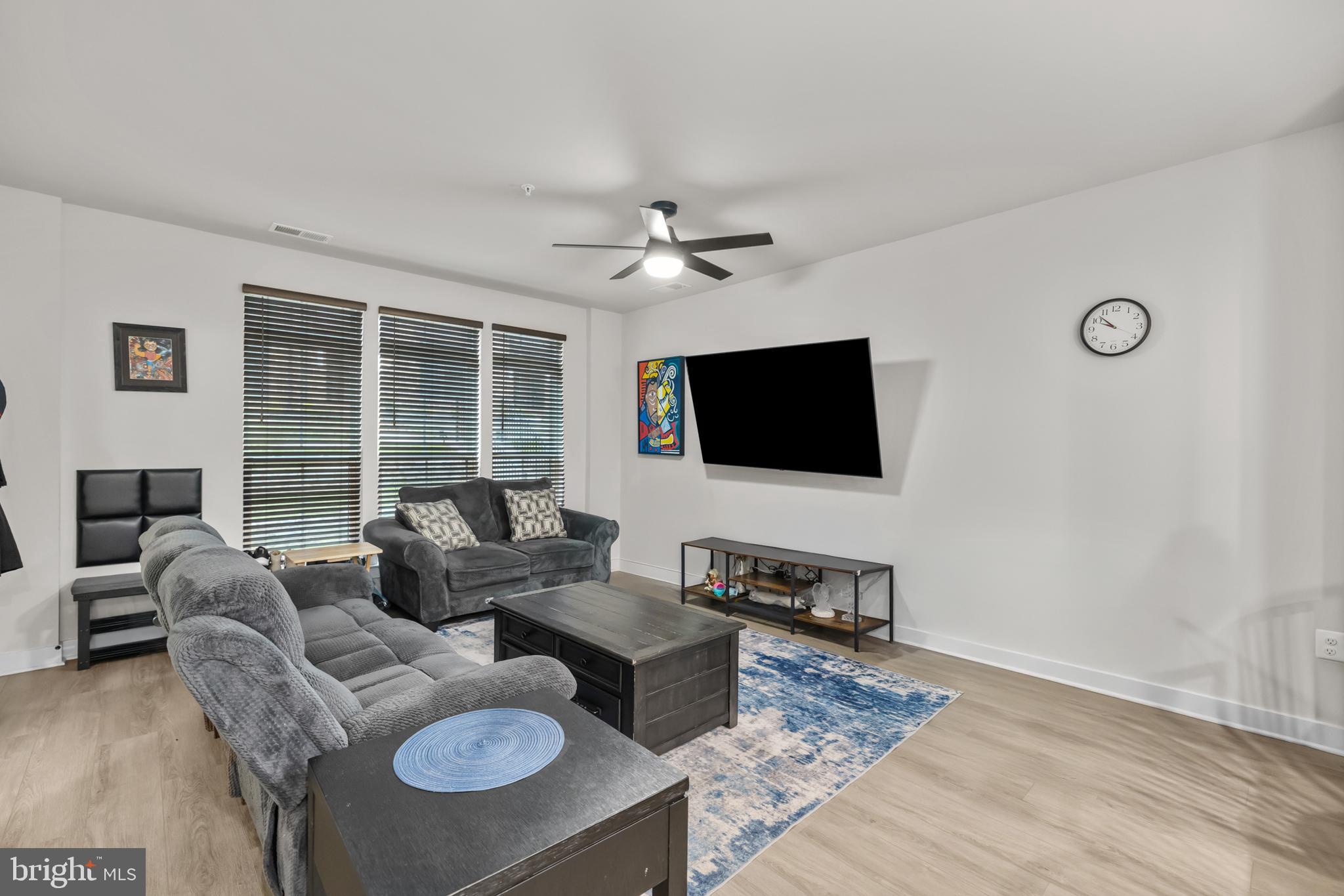 POTOMAC SHORES - Residential