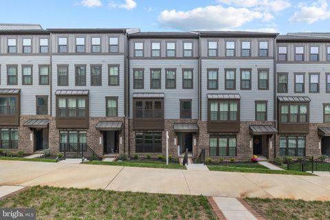 17379 HARRISON RIDGE DRIVE DUMFRIES VA 22026