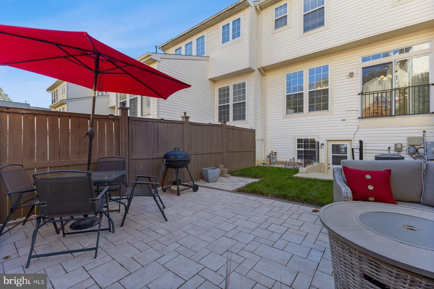 WOODVIEW VILLAGE WEST - Residential