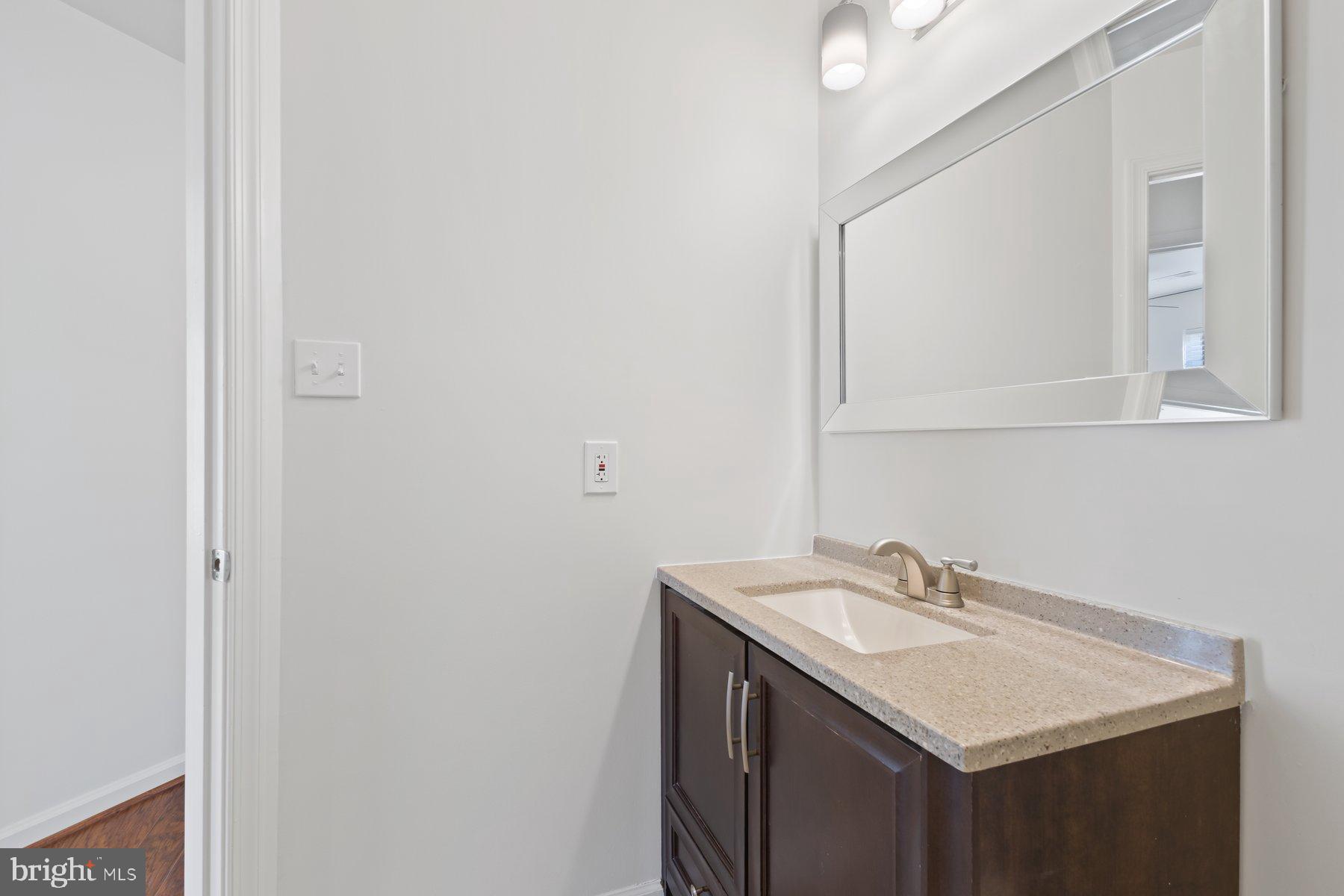 WOODVIEW VILLAGE WEST - Residential