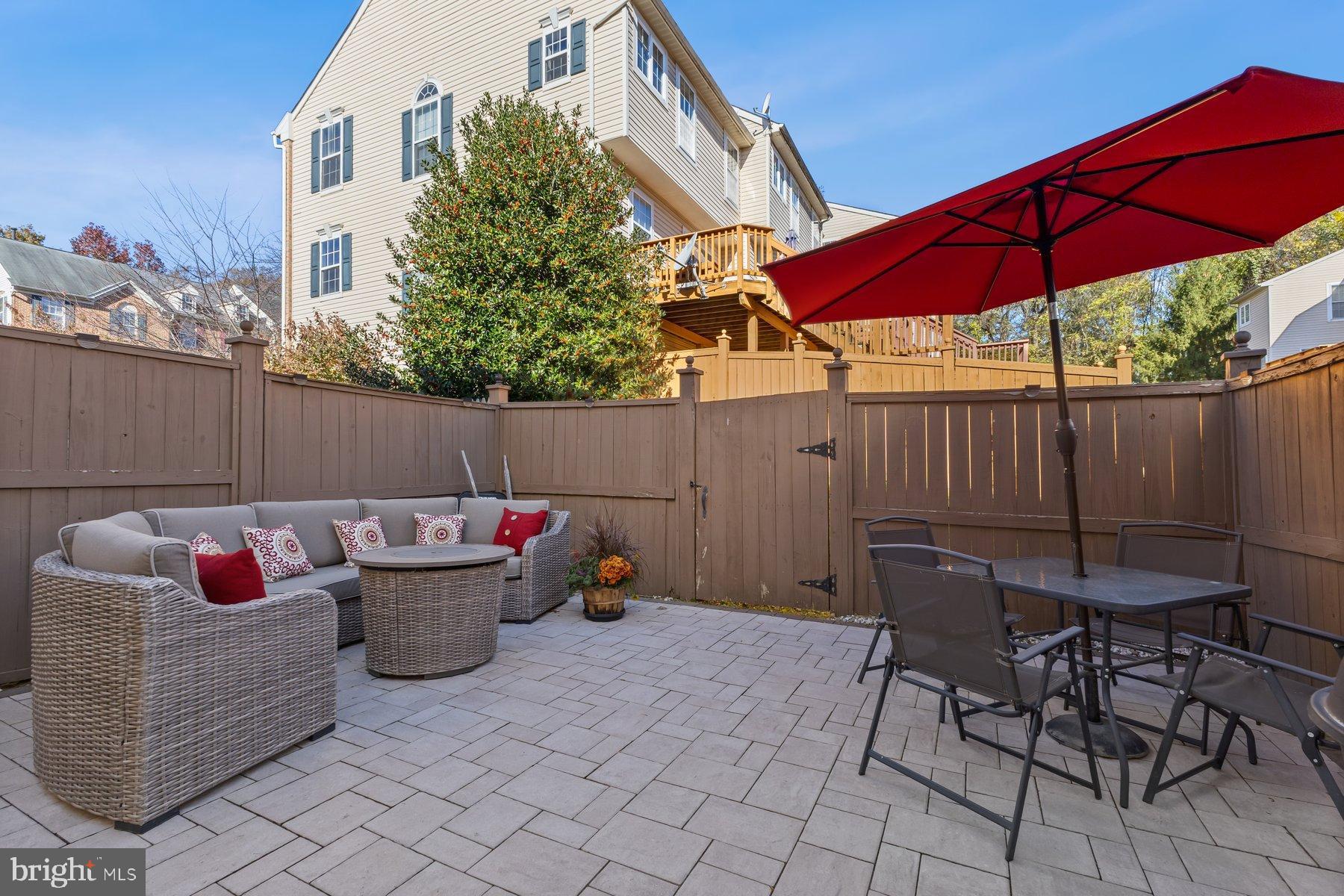 WOODVIEW VILLAGE WEST - Residential