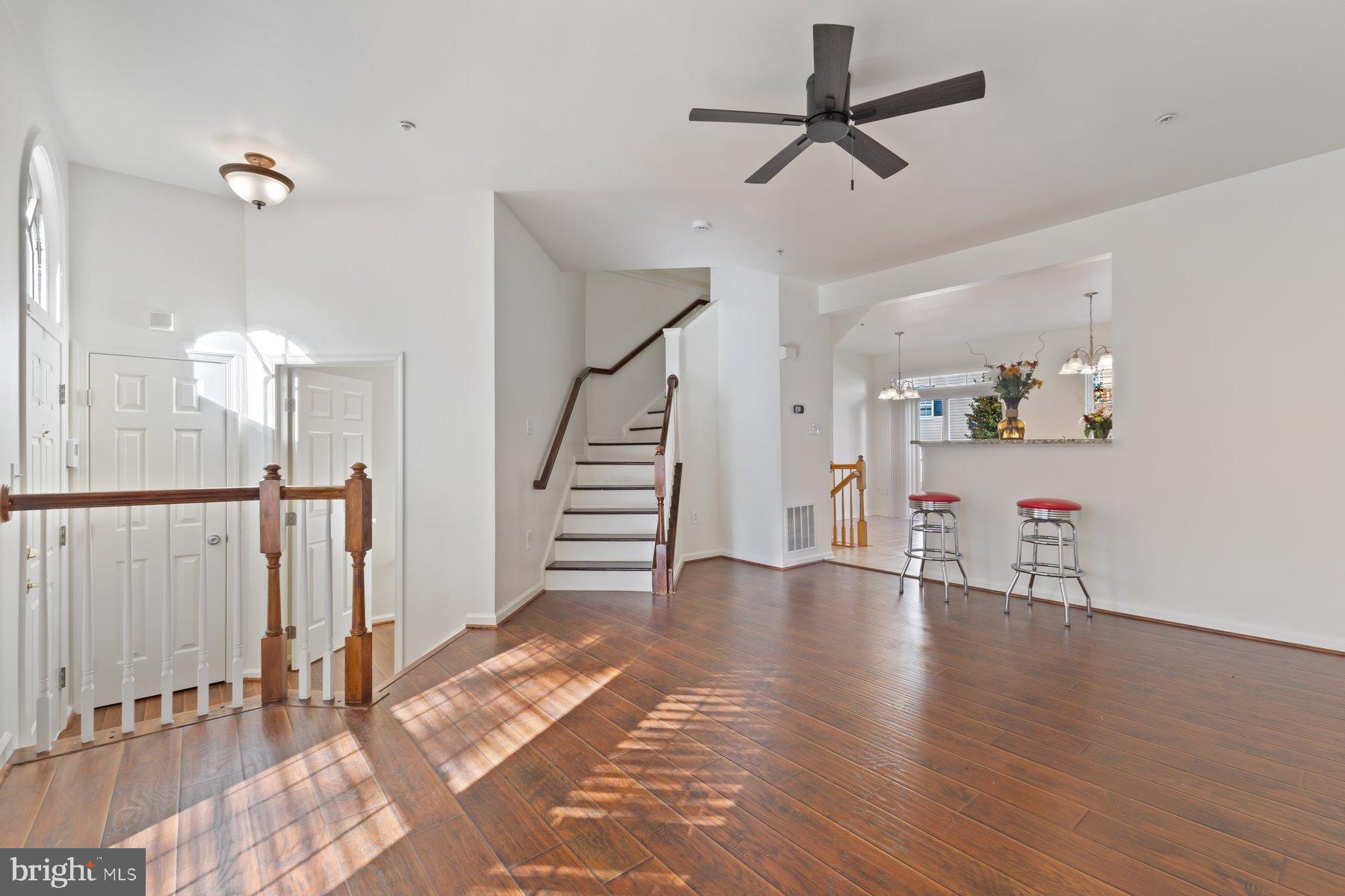 WOODVIEW VILLAGE WEST - Residential