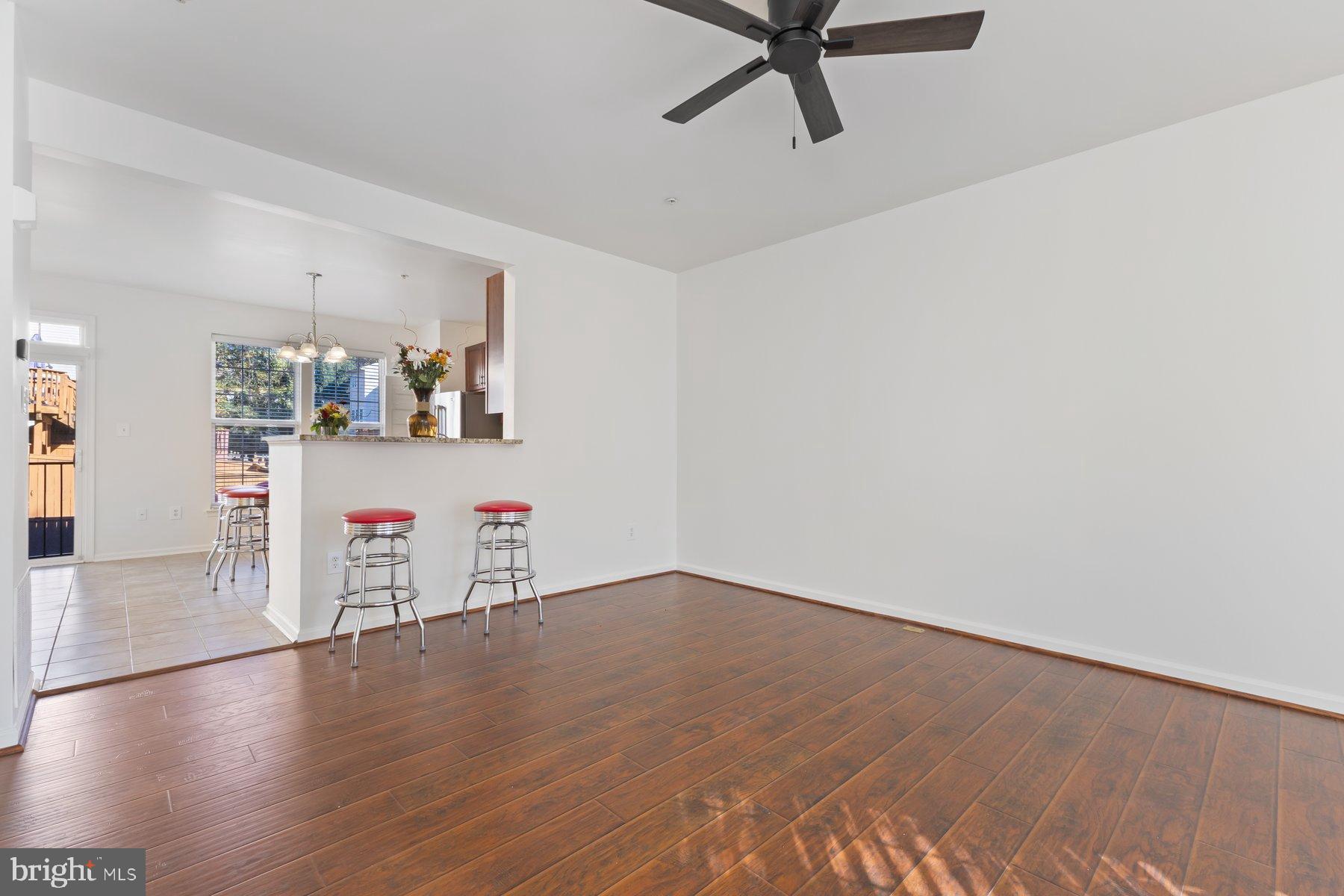 WOODVIEW VILLAGE WEST - Residential