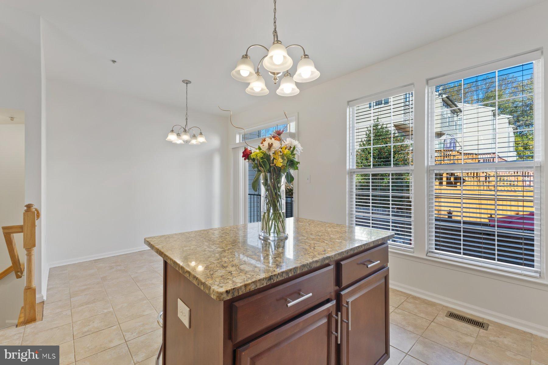 WOODVIEW VILLAGE WEST - Residential