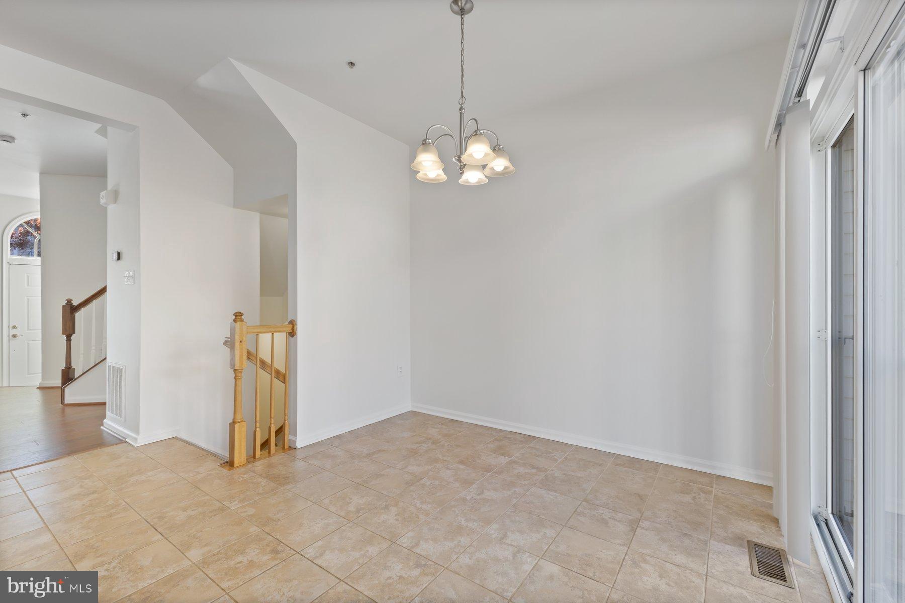 WOODVIEW VILLAGE WEST - Residential