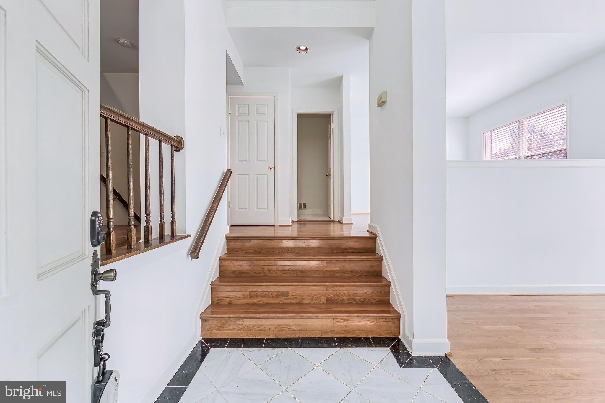 1443 HAMPTON HILL CIRCLE