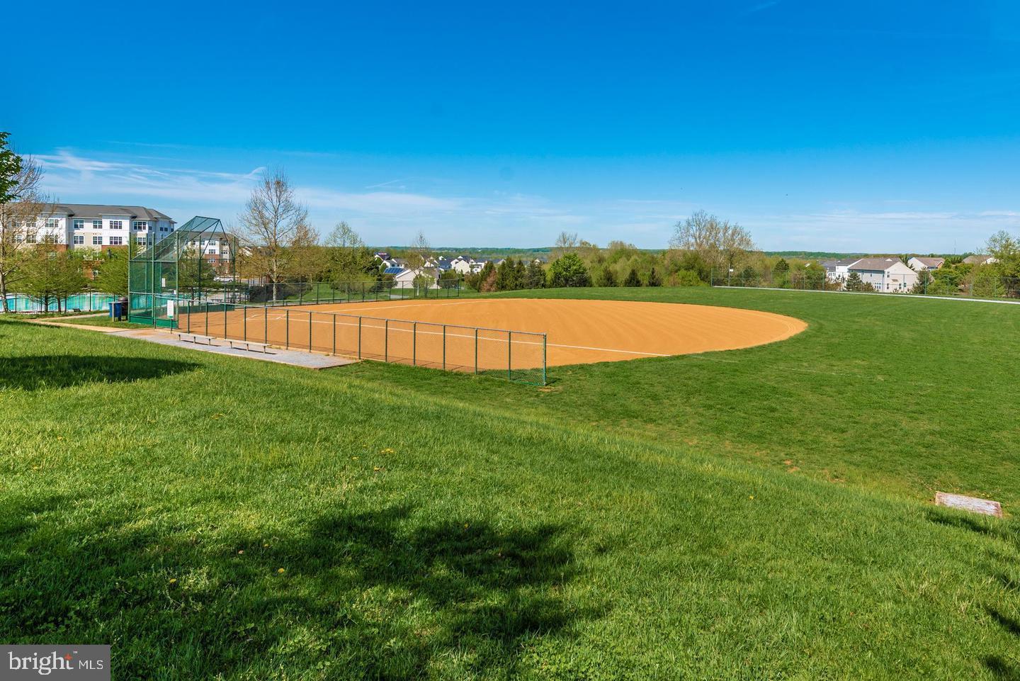 KINGS CROSSING - Residential Lease