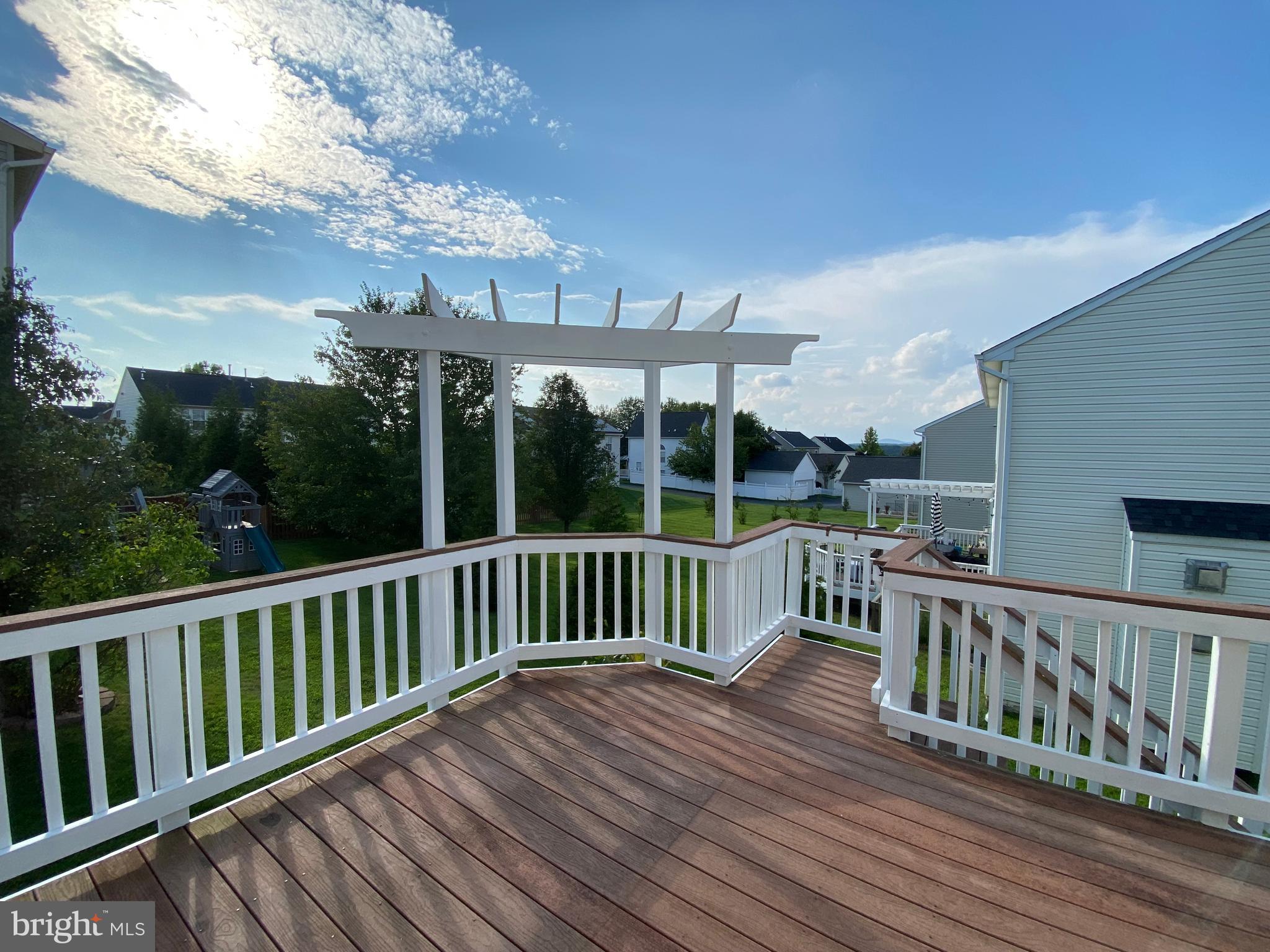 KINGS CROSSING - Residential Lease