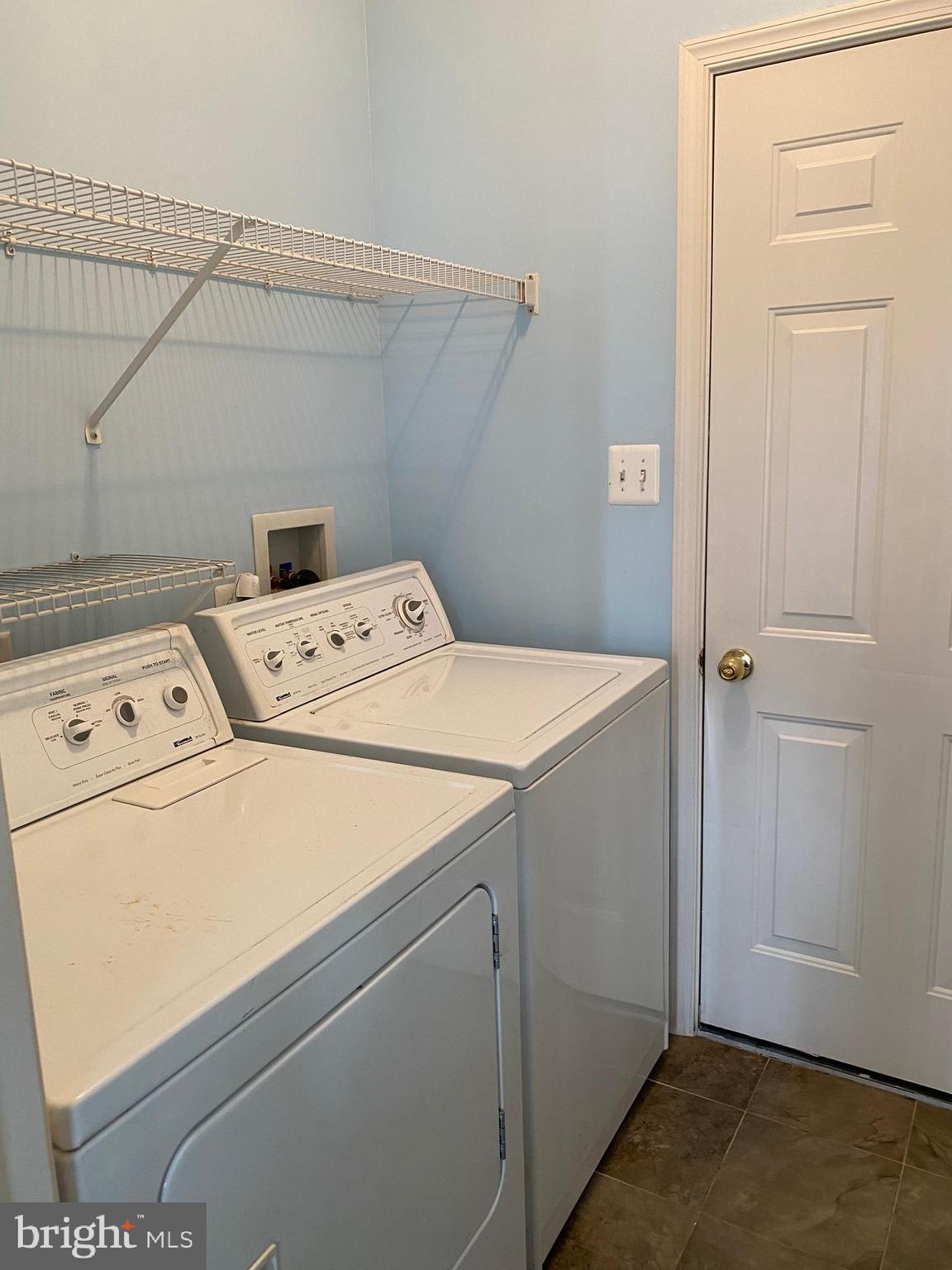 KINGS CROSSING - Residential Lease