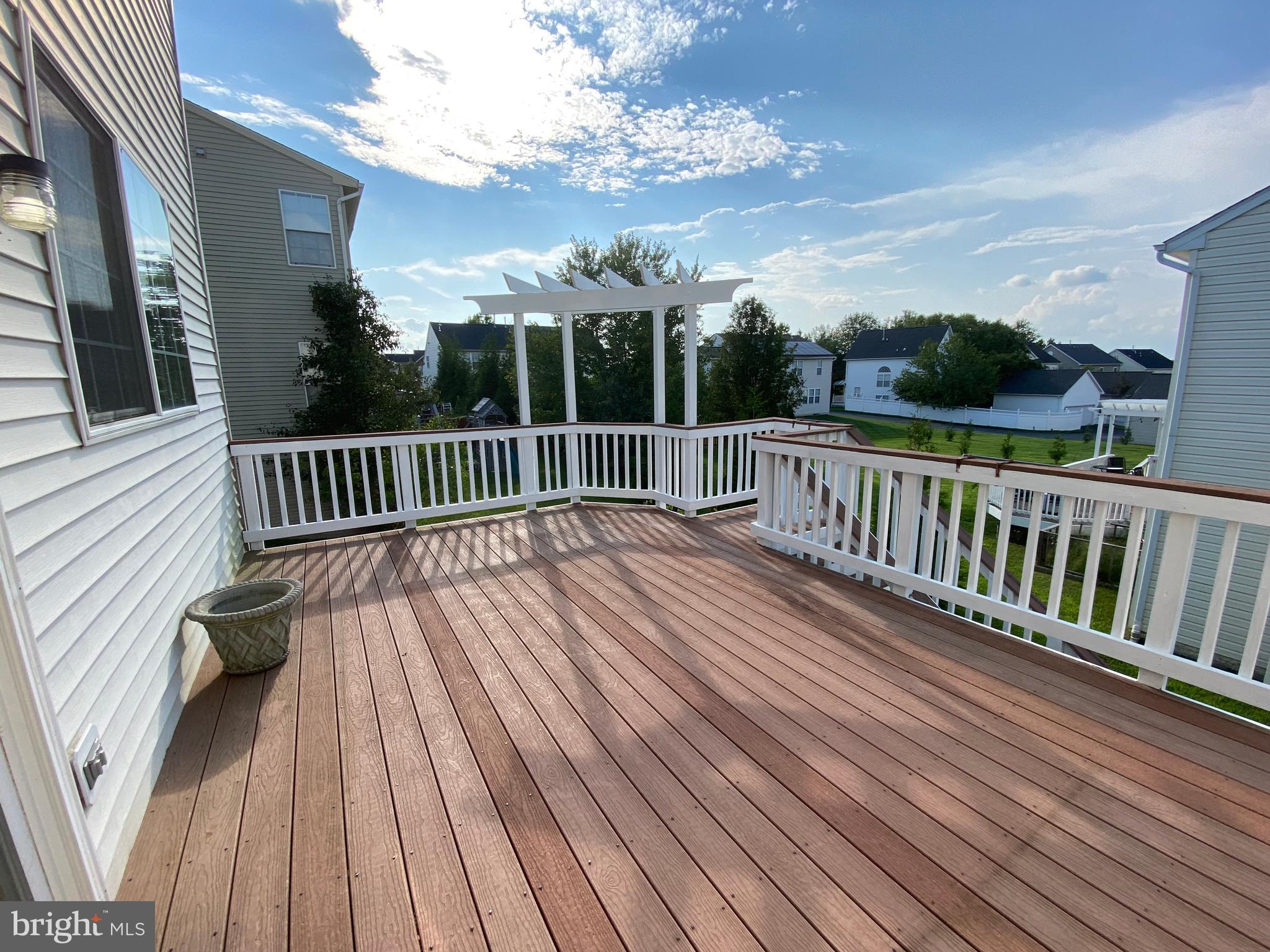 KINGS CROSSING - Residential Lease