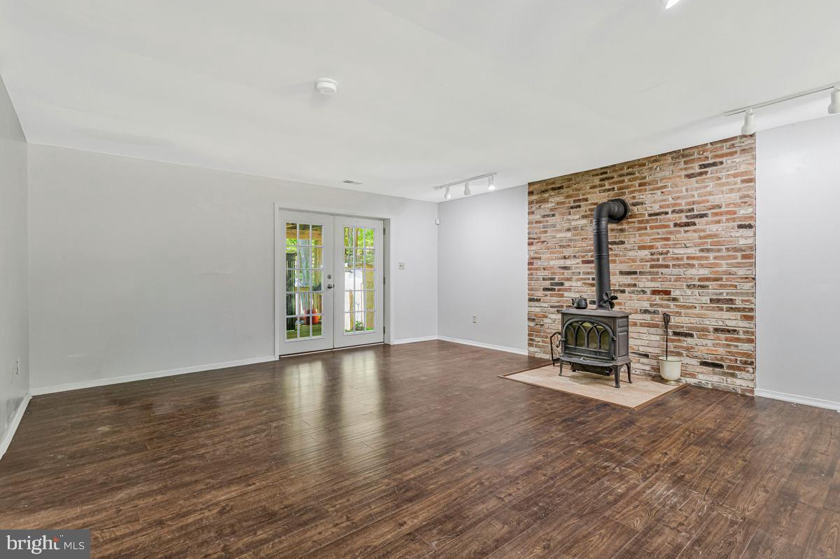 SUNDERLAND HILLS - Residential