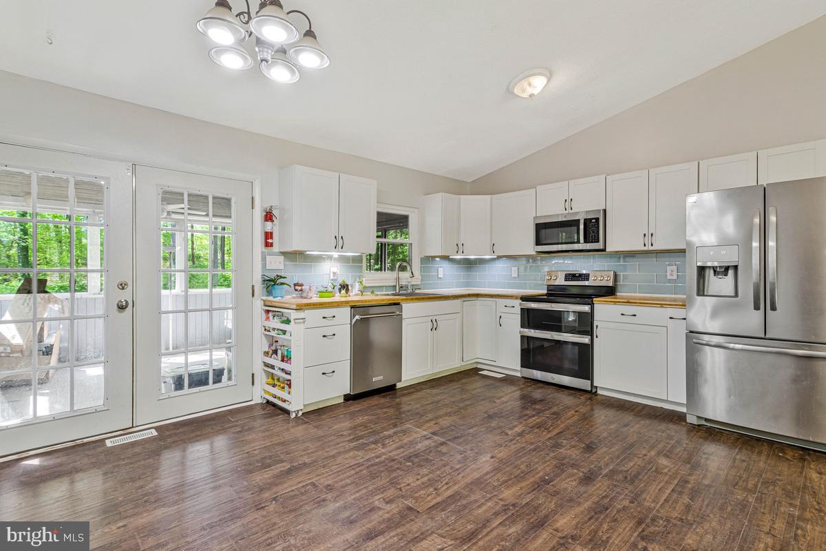 SUNDERLAND HILLS - Residential