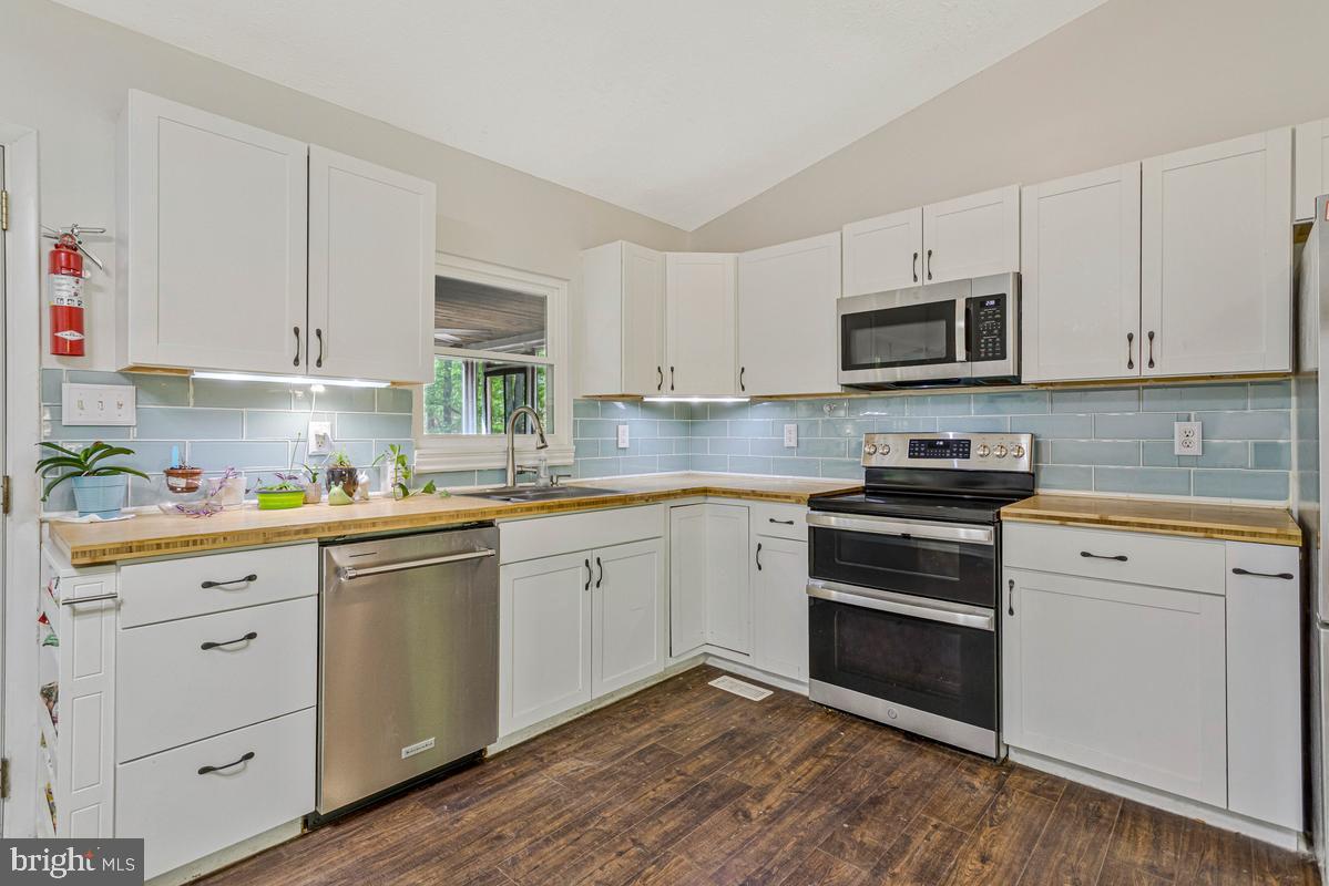 SUNDERLAND HILLS - Residential