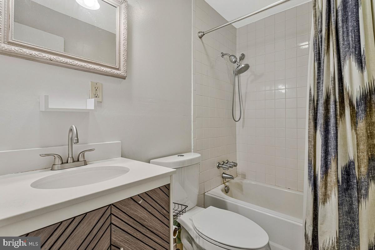 SUNDERLAND HILLS - Residential