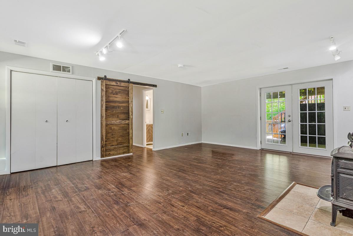 SUNDERLAND HILLS - Residential