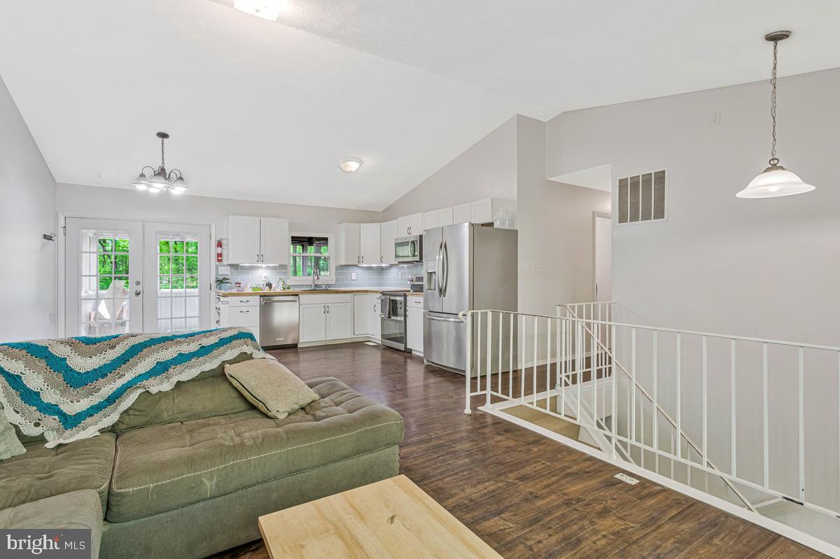 SUNDERLAND HILLS - Residential