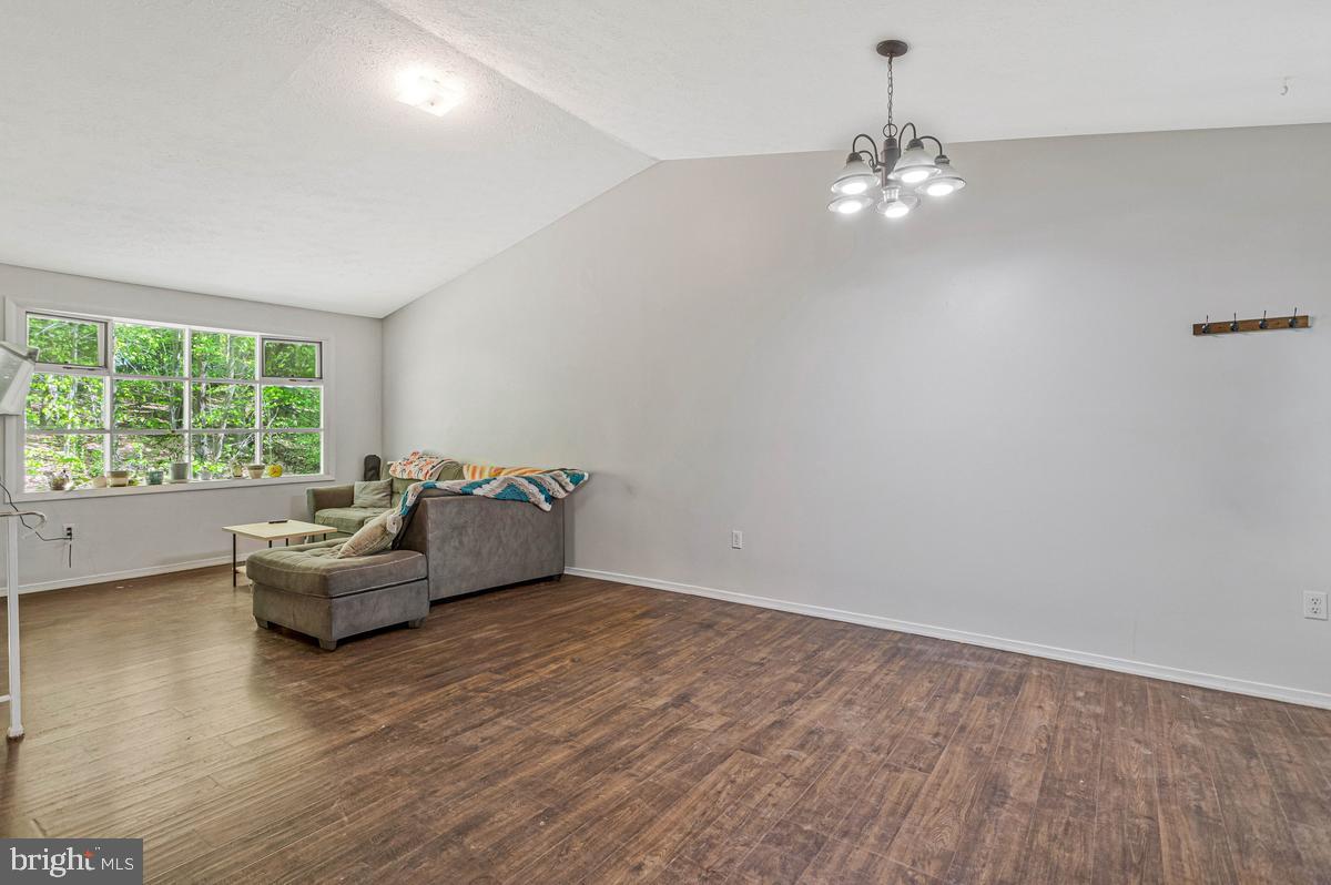 SUNDERLAND HILLS - Residential