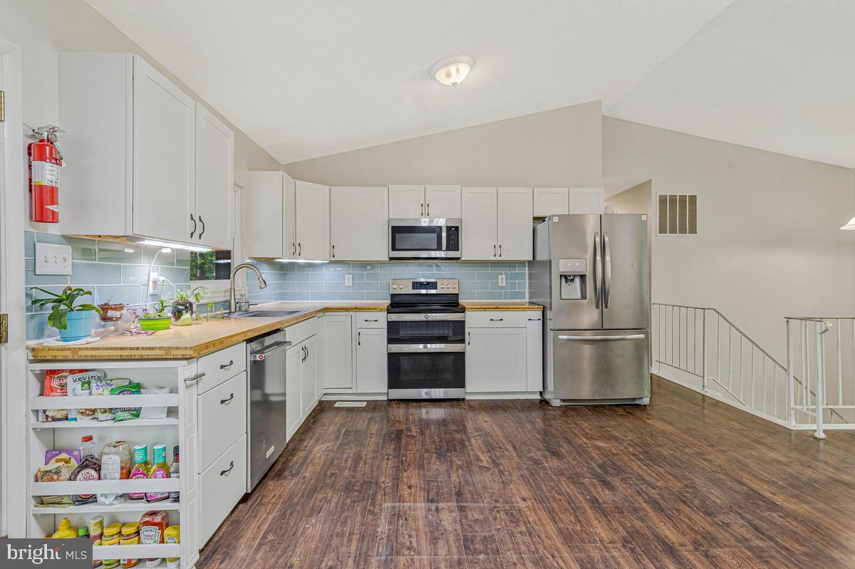 SUNDERLAND HILLS - Residential