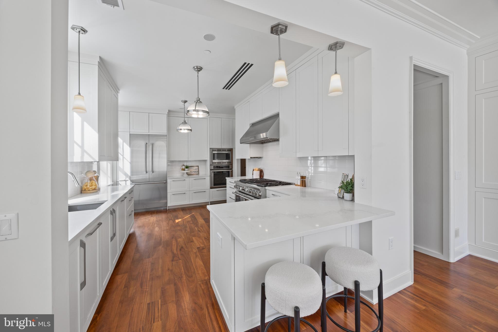 BRIGHTLEAF AND COOPER - Residential