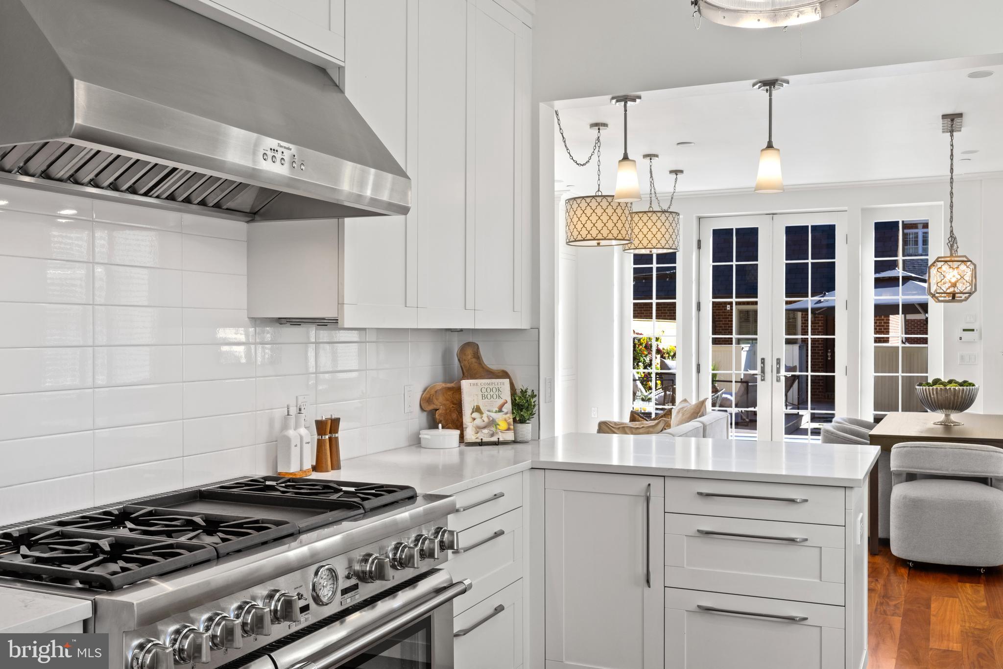 BRIGHTLEAF AND COOPER - Residential